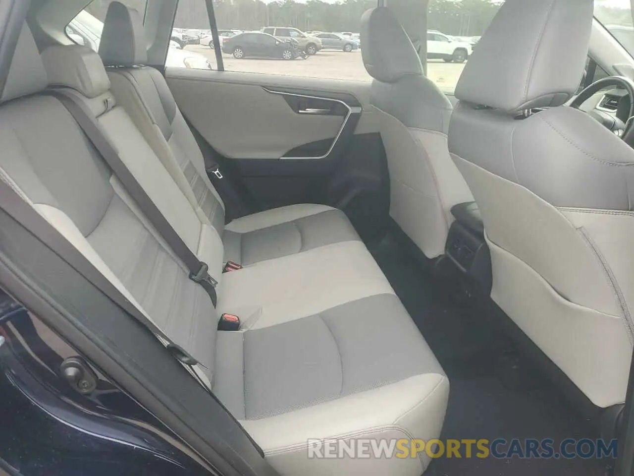 11 Photograph of a damaged car JTMY1RFV1KD515897 TOYOTA RAV4 2019
