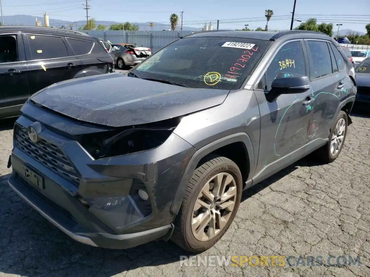 2 Photograph of a damaged car JTMY1RFV2KD035738 TOYOTA RAV4 2019