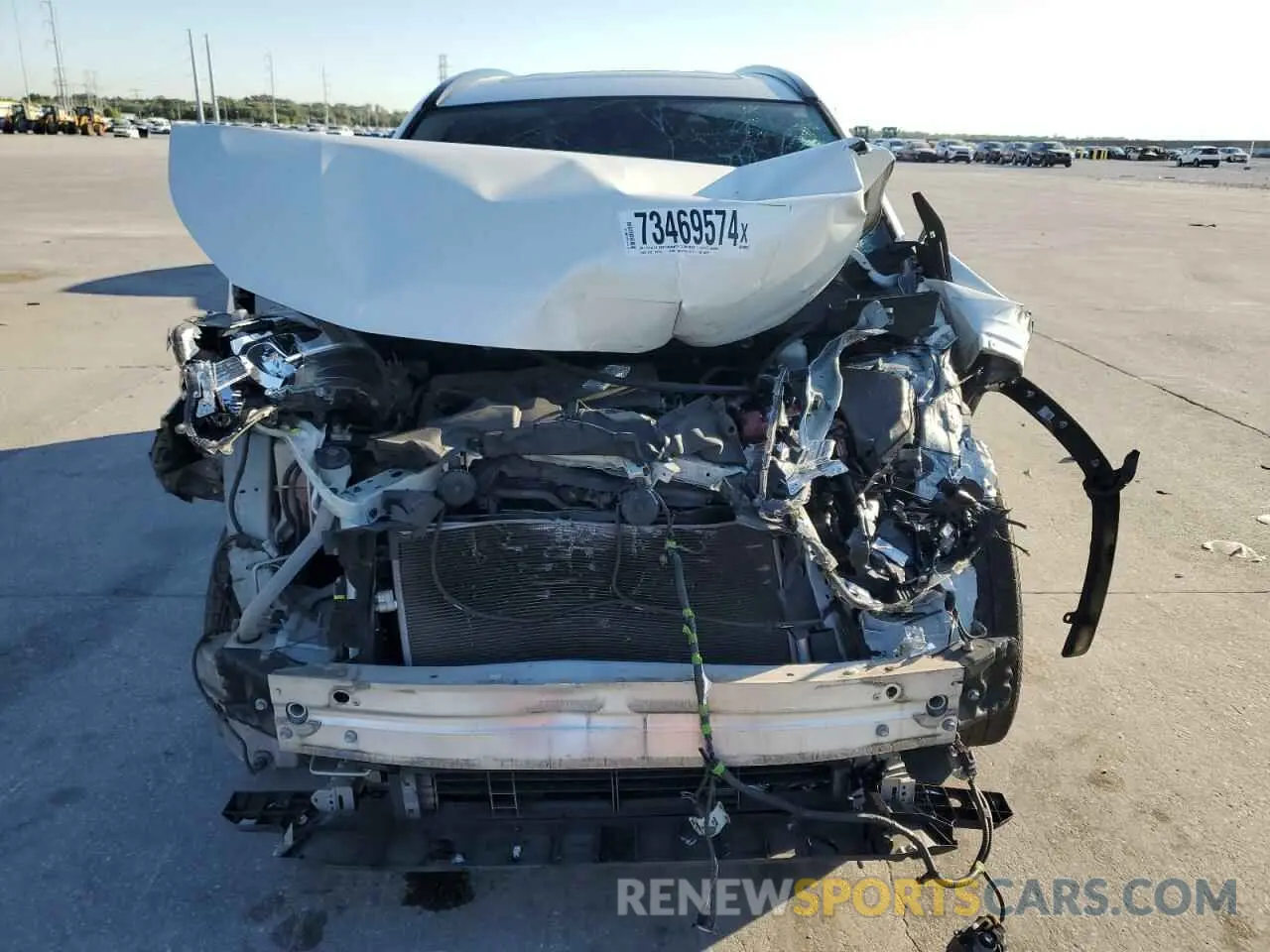 5 Photograph of a damaged car JTMY1RFV5KD008761 TOYOTA RAV4 2019