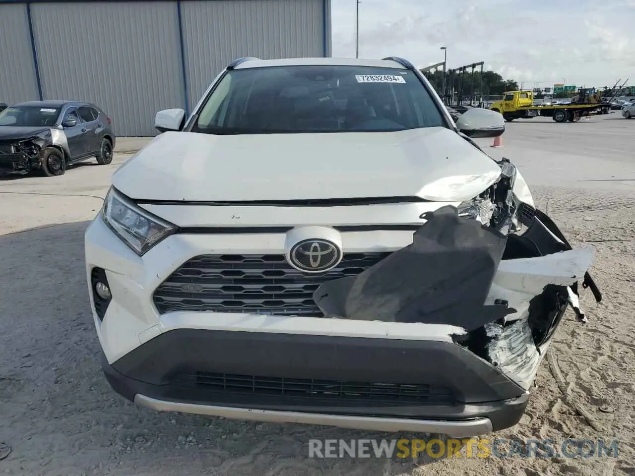 5 Photograph of a damaged car JTMY1RFV5KD508421 TOYOTA RAV4 2019