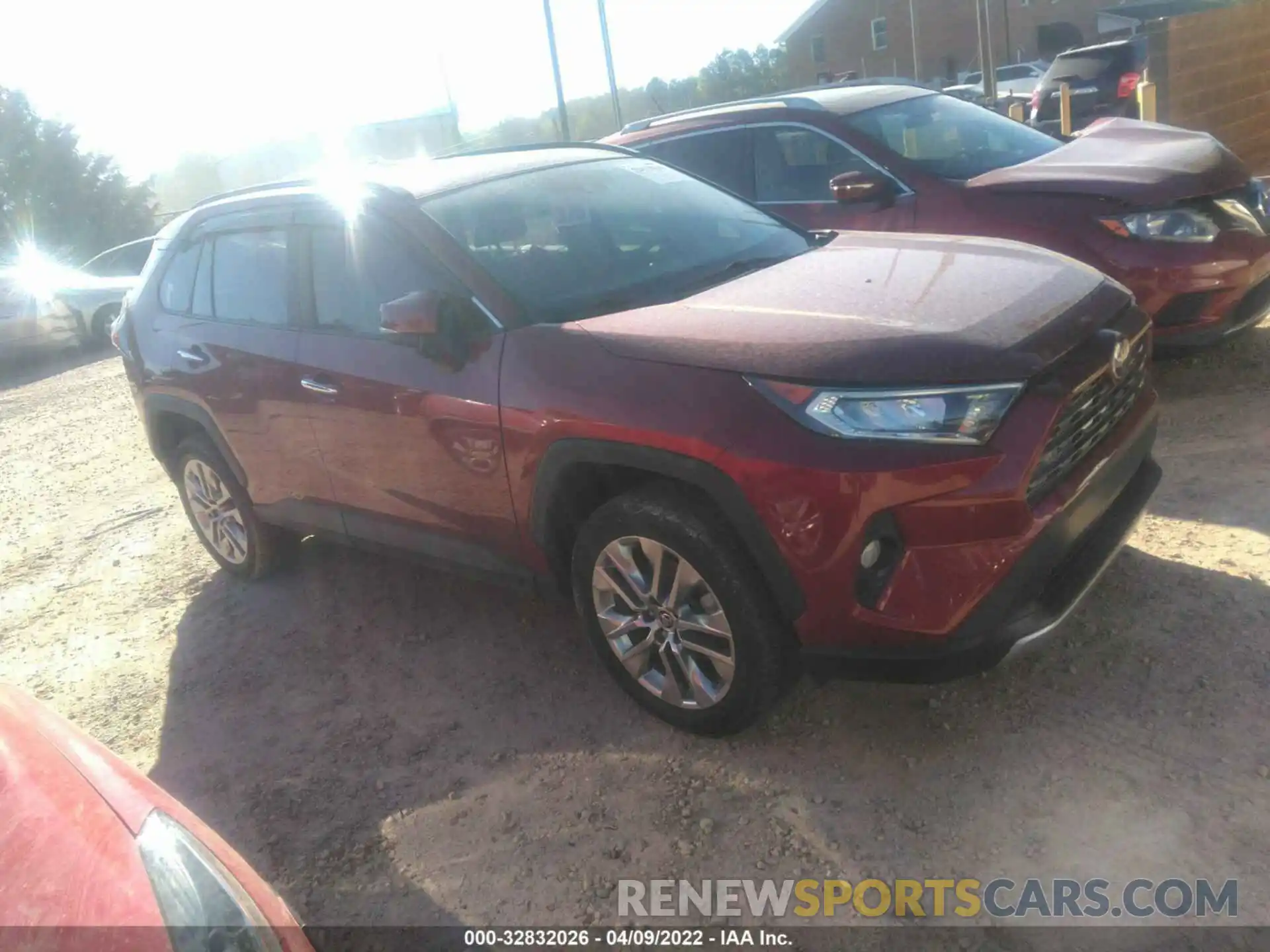 1 Photograph of a damaged car JTMY1RFV6KD007330 TOYOTA RAV4 2019