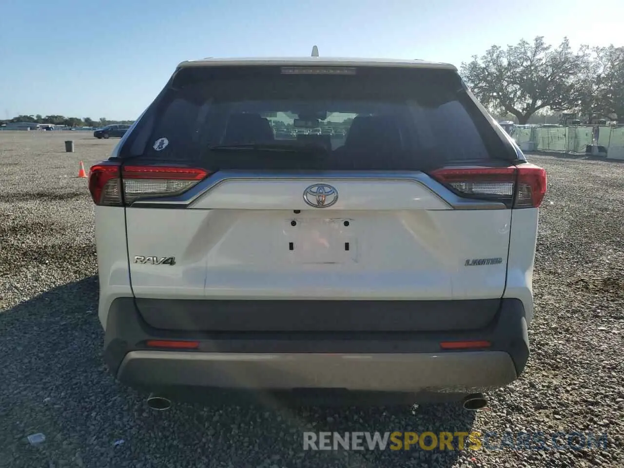 6 Photograph of a damaged car JTMY1RFV7KD008213 TOYOTA RAV4 2019