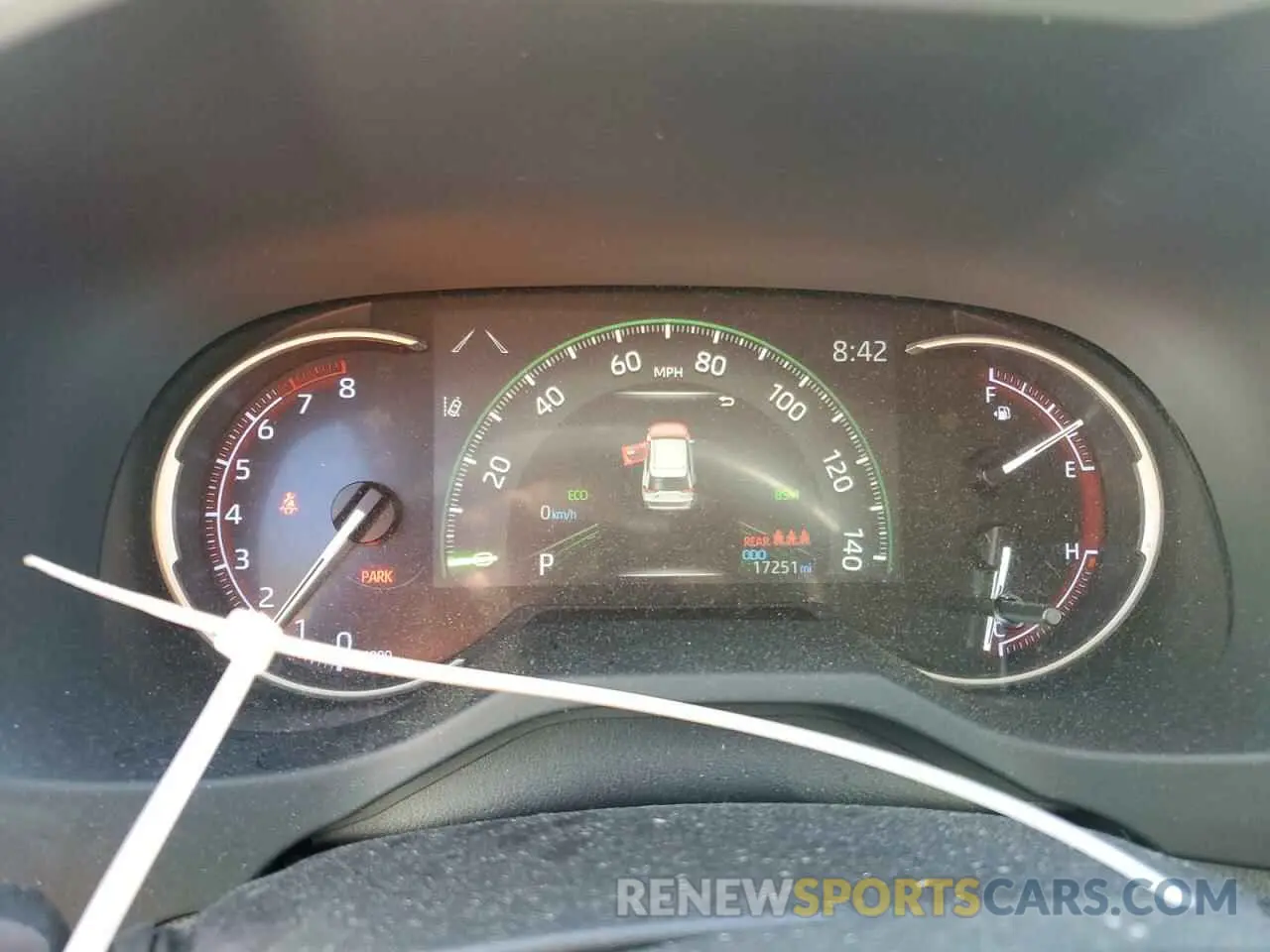 9 Photograph of a damaged car JTMY1RFV7KD008213 TOYOTA RAV4 2019