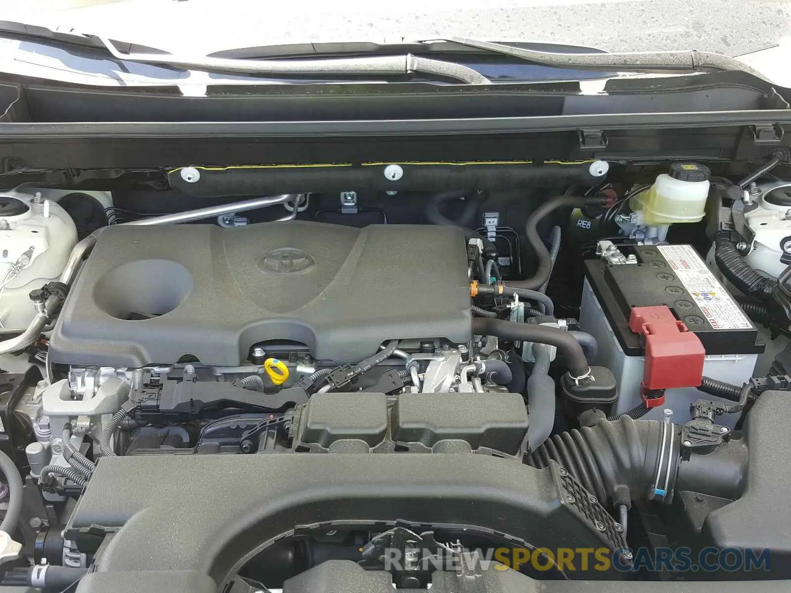 7 Photograph of a damaged car JTMY1RFV7KD035170 TOYOTA RAV4 2019