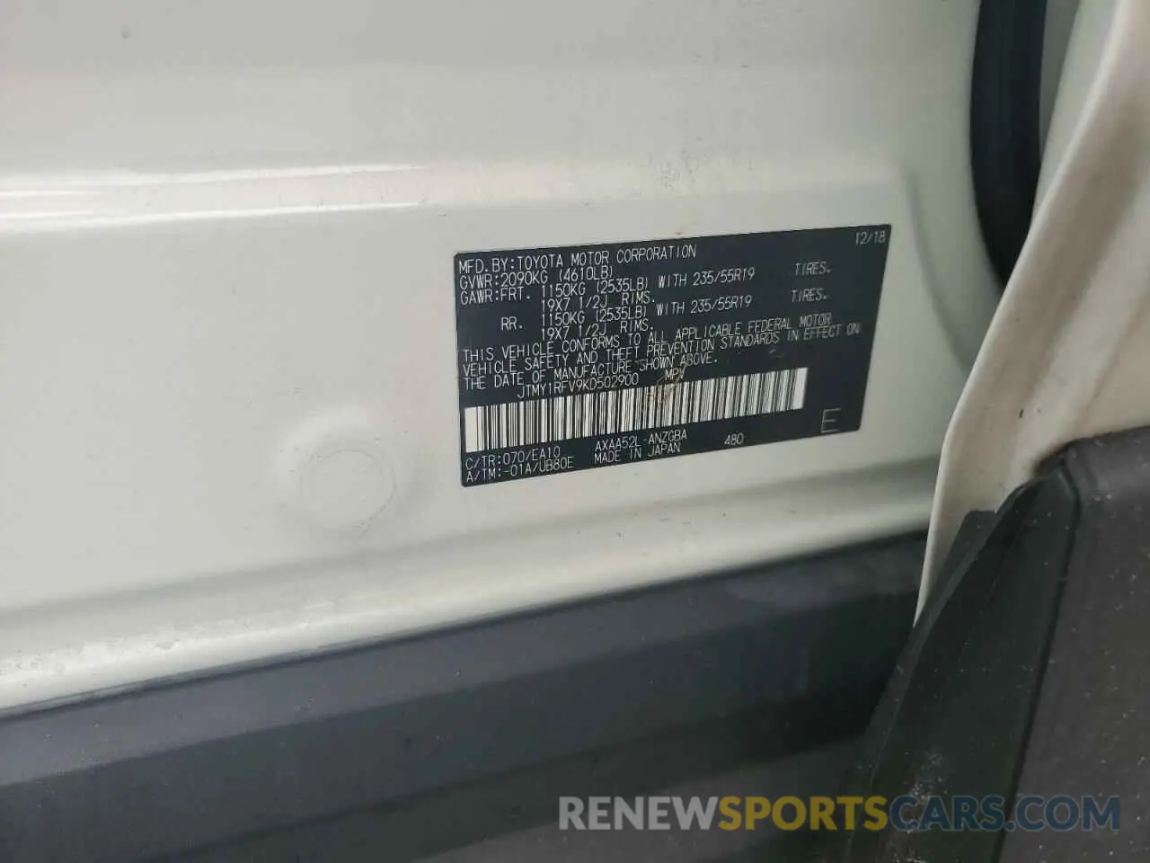 14 Photograph of a damaged car JTMY1RFV9KD502900 TOYOTA RAV4 2019