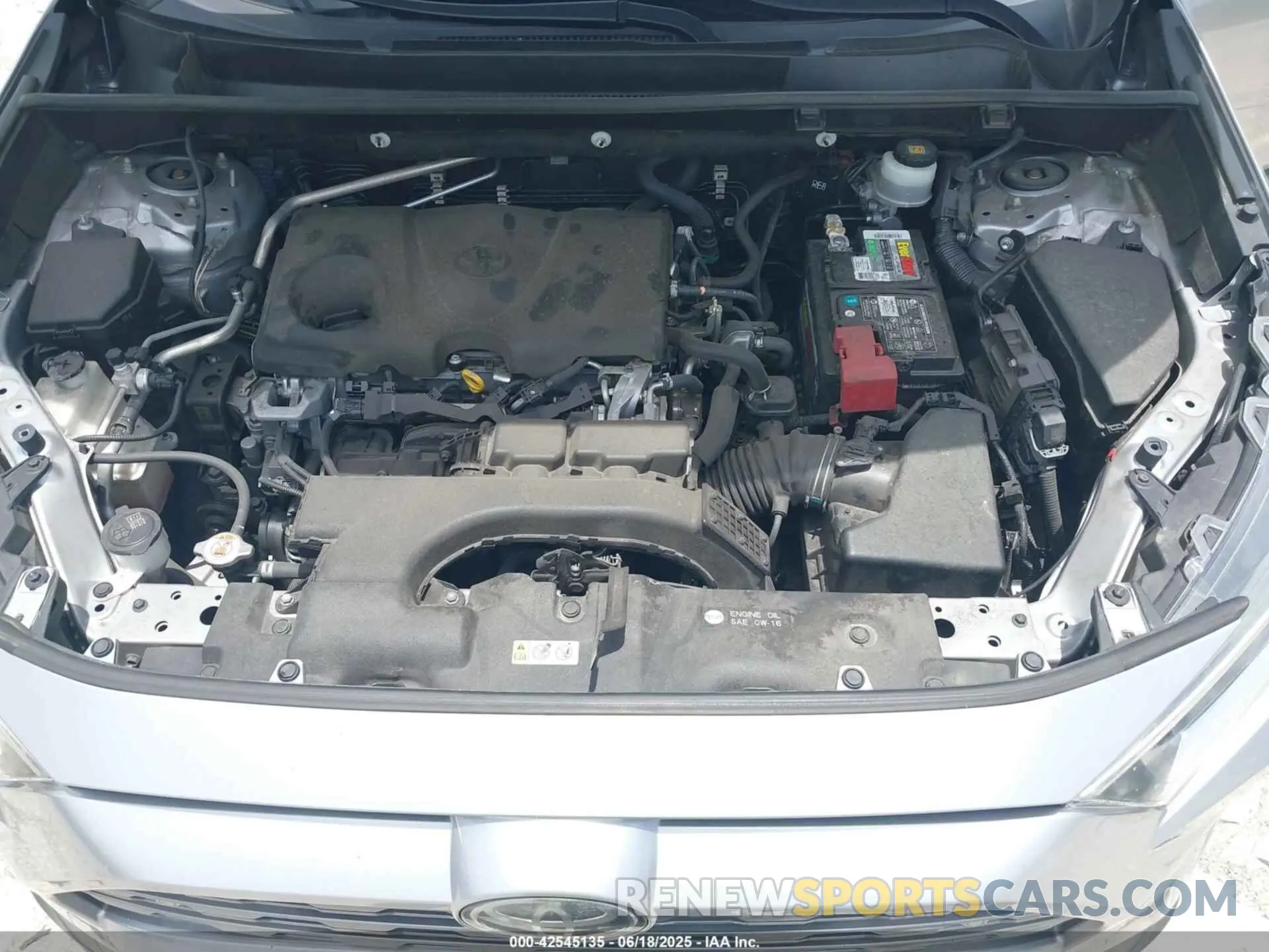 10 Photograph of a damaged car JTMY1RFVXKD503506 TOYOTA RAV4 2019