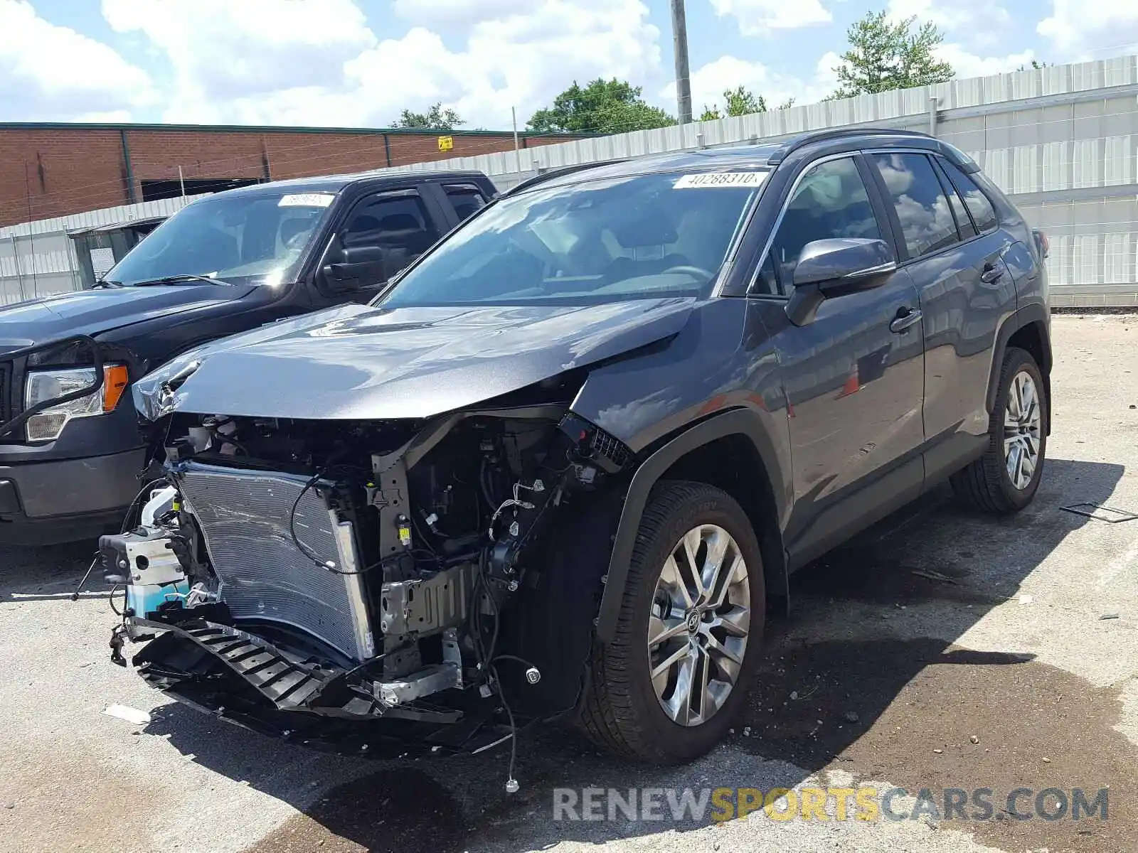 2 Photograph of a damaged car 2T3A1RFV0LC107432 TOYOTA RAV4 2020