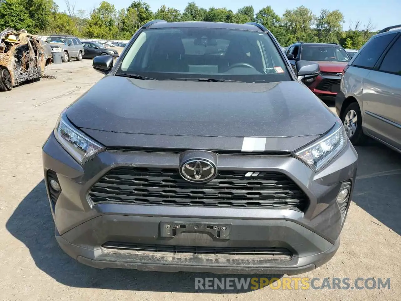 5 Photograph of a damaged car 2T3A1RFV0LW131261 TOYOTA RAV4 2020
