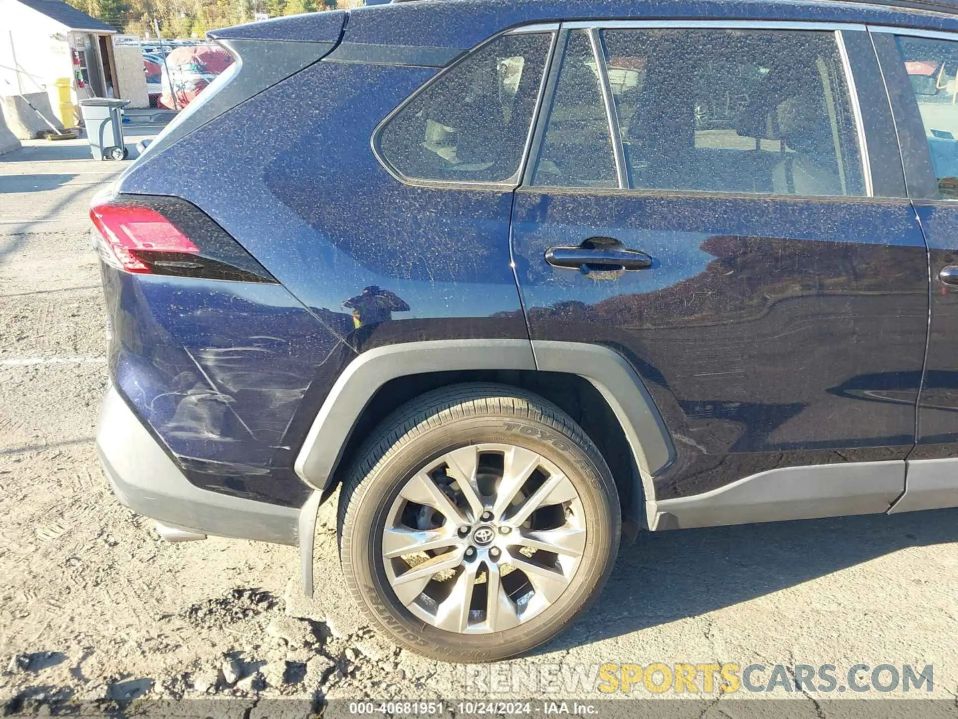 19 Photograph of a damaged car 2T3A1RFV1LC121663 TOYOTA RAV4 2020