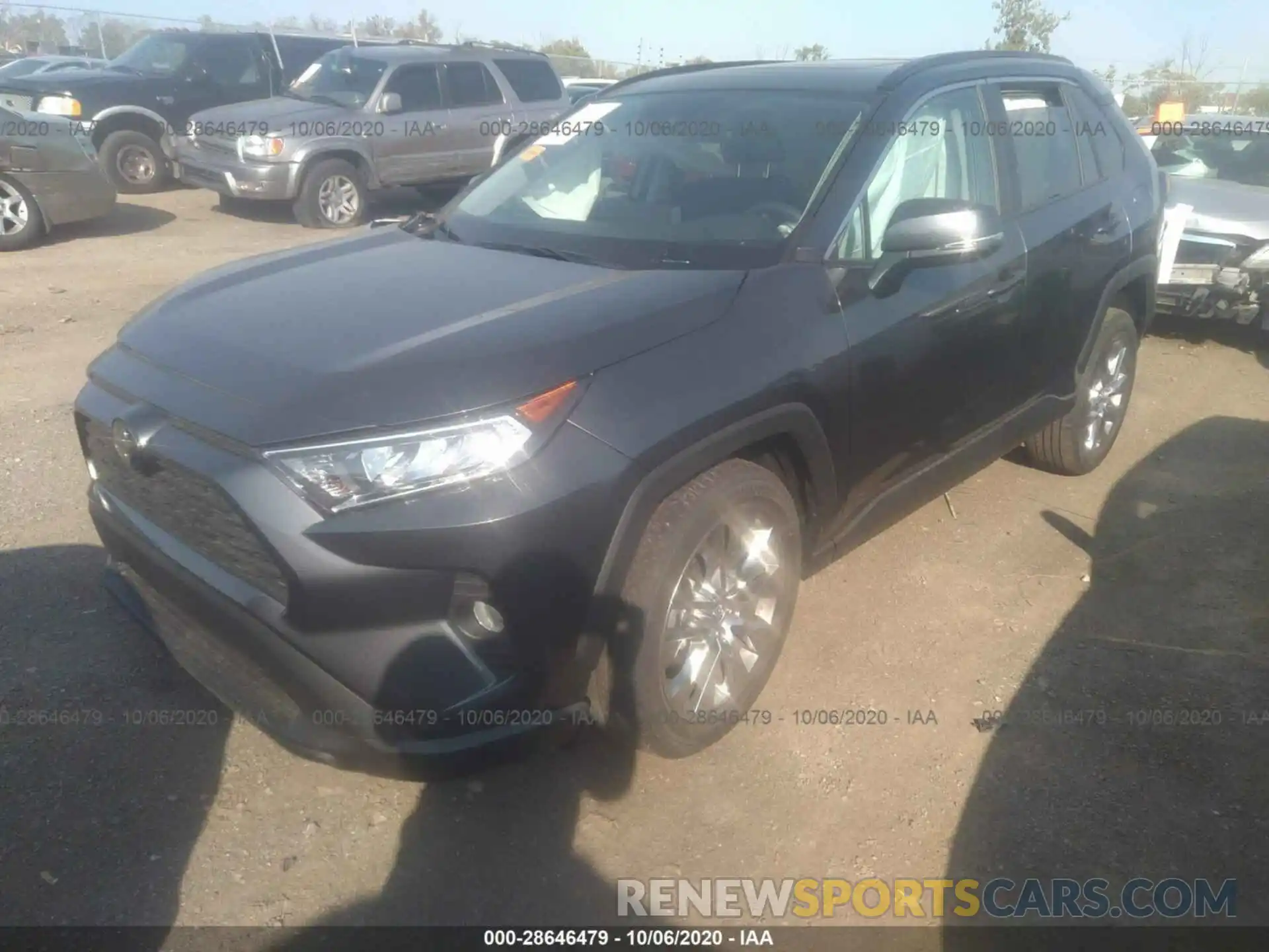 2 Photograph of a damaged car 2T3A1RFV1LC121968 TOYOTA RAV4 2020