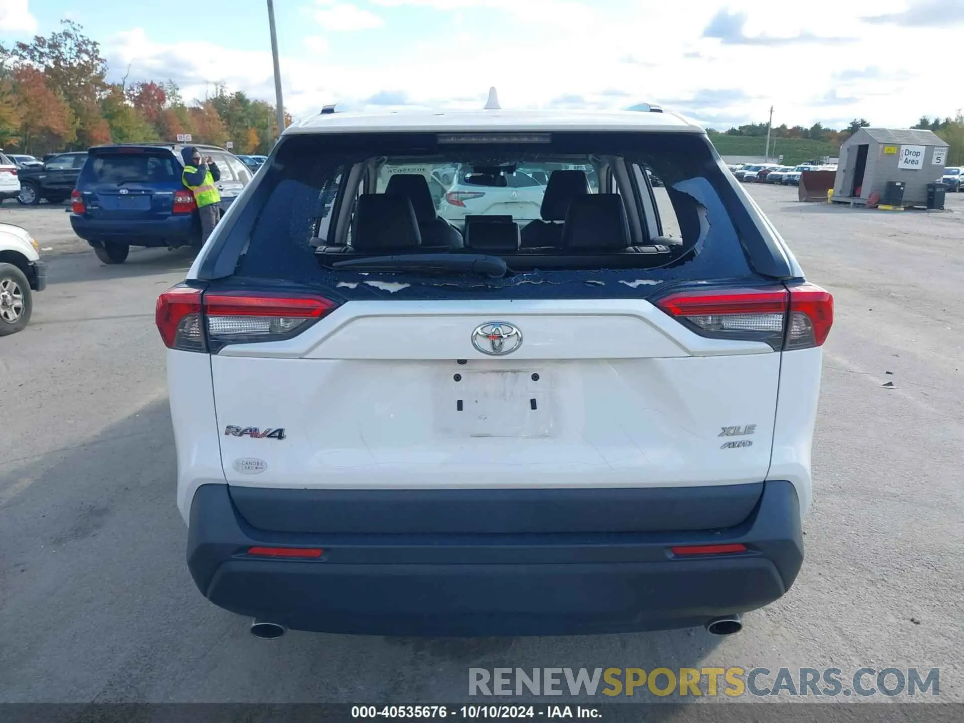 16 Photograph of a damaged car 2T3A1RFV2LC086258 TOYOTA RAV4 2020