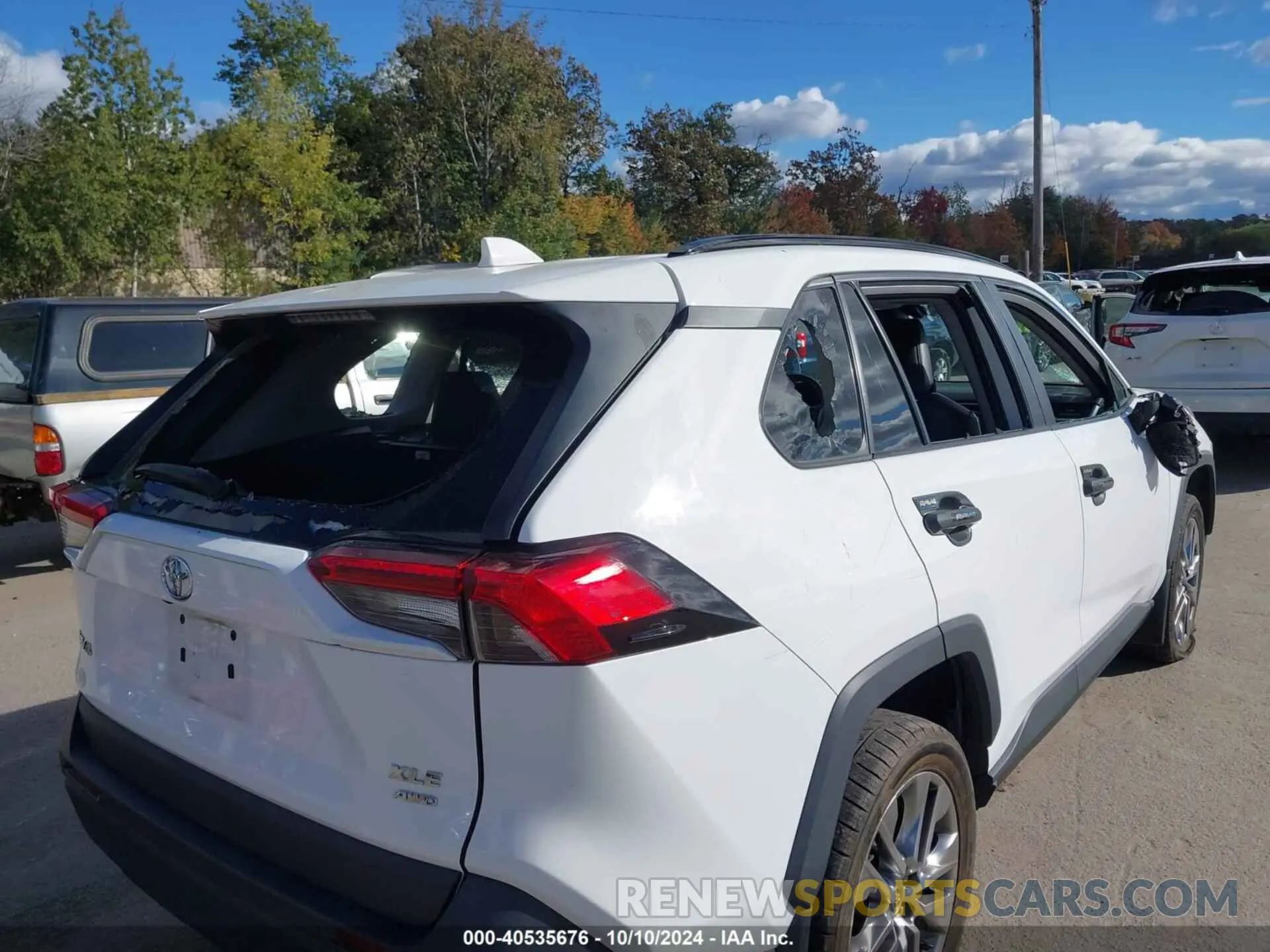 6 Photograph of a damaged car 2T3A1RFV2LC086258 TOYOTA RAV4 2020