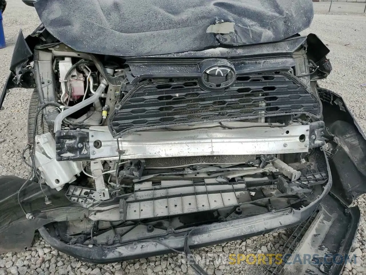 12 Photograph of a damaged car 2T3A1RFV2LW090003 TOYOTA RAV4 2020