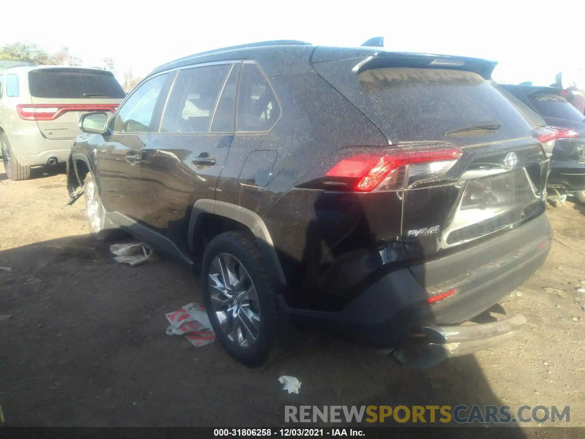 3 Photograph of a damaged car 2T3A1RFV2LW111948 TOYOTA RAV4 2020