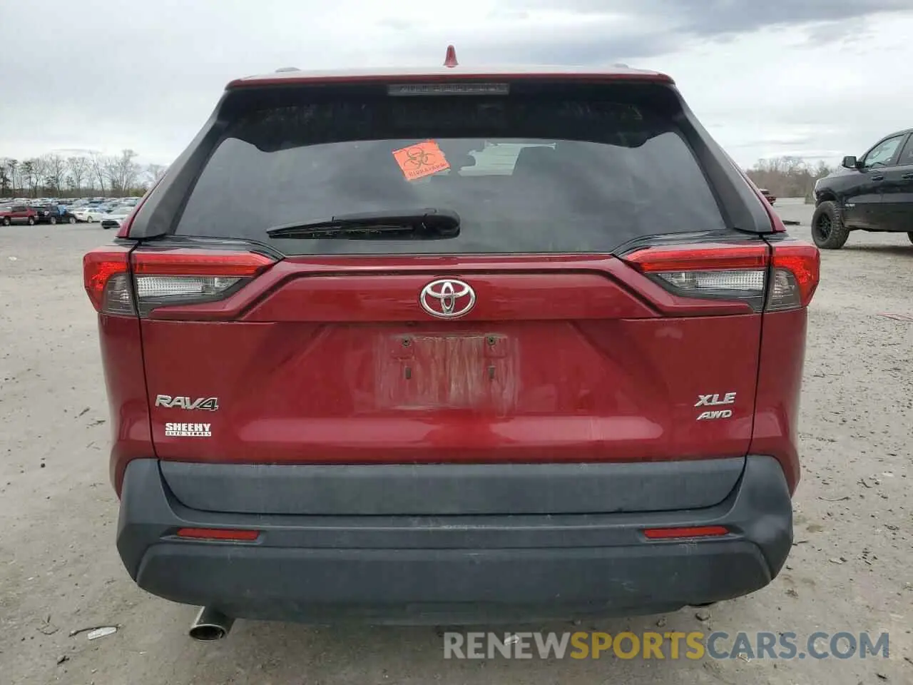 6 Photograph of a damaged car 2T3A1RFV3LC123124 TOYOTA RAV4 2020