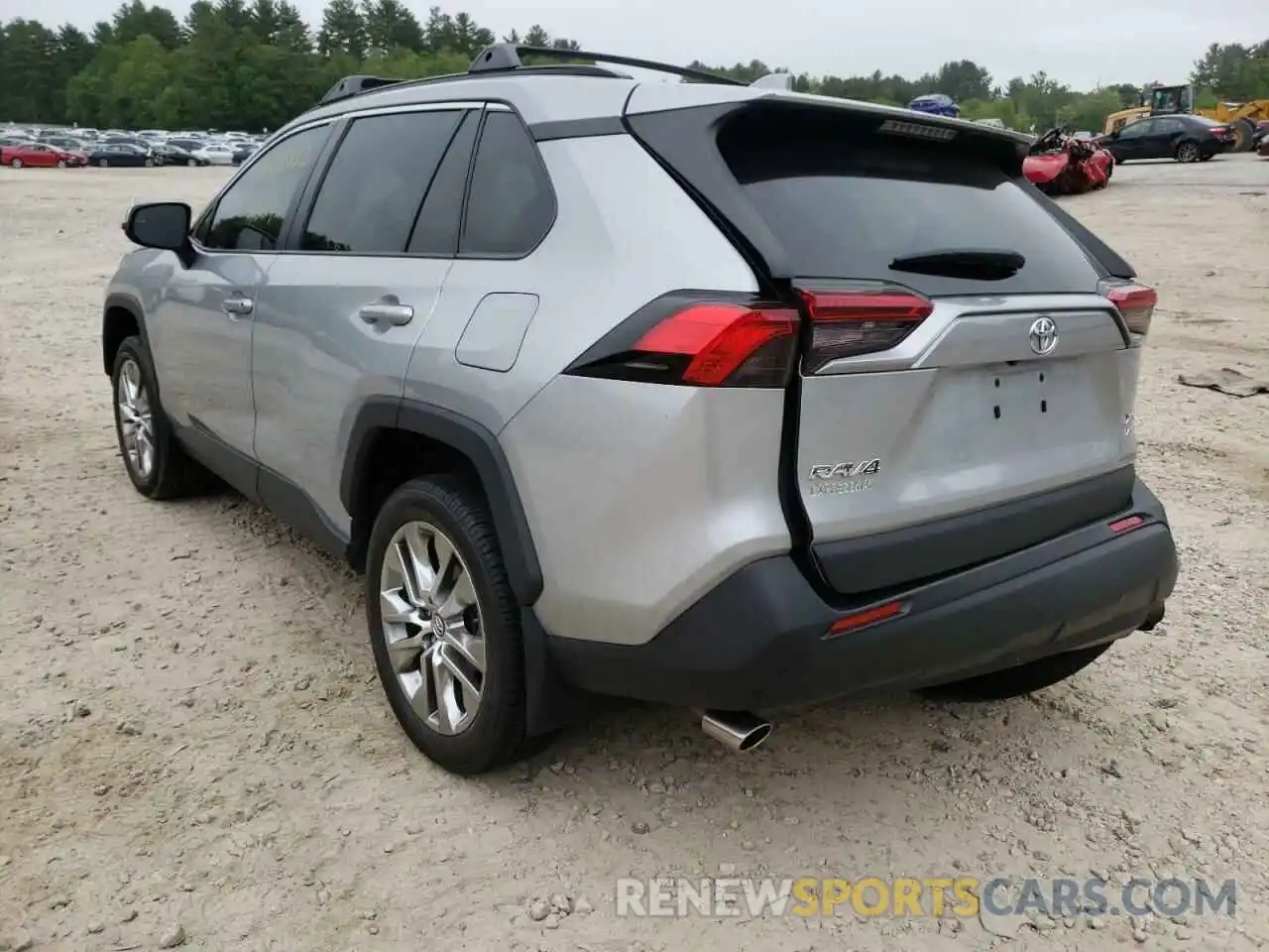 3 Photograph of a damaged car 2T3A1RFV3LW086008 TOYOTA RAV4 2020