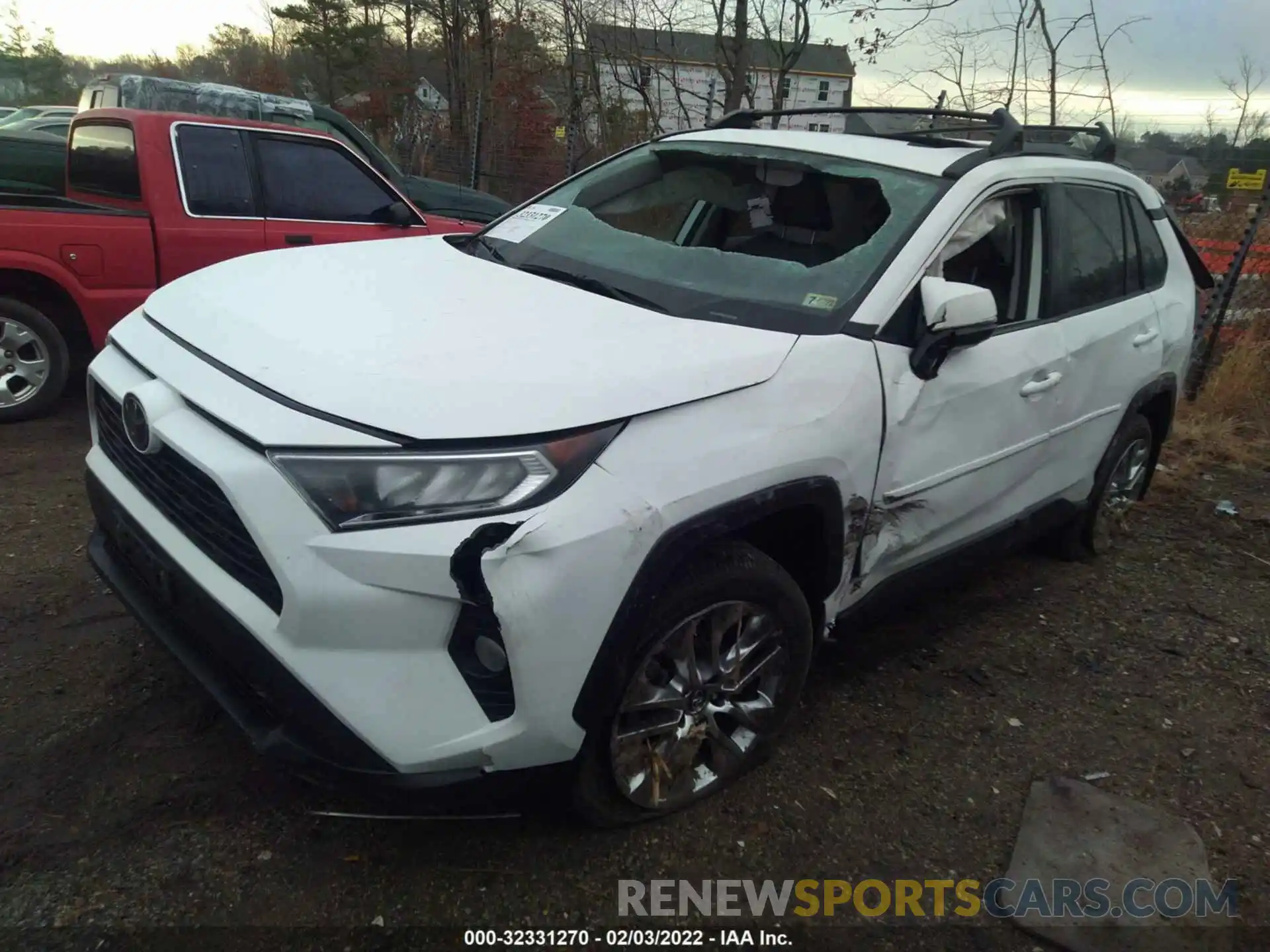 2 Photograph of a damaged car 2T3A1RFV3LW117306 TOYOTA RAV4 2020