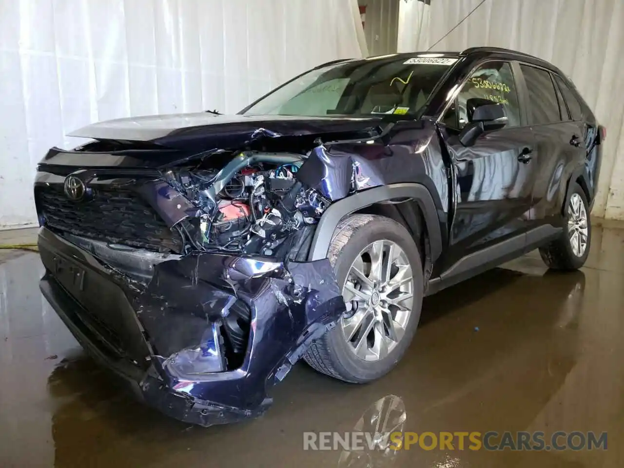 2 Photograph of a damaged car 2T3A1RFV3LW117970 TOYOTA RAV4 2020