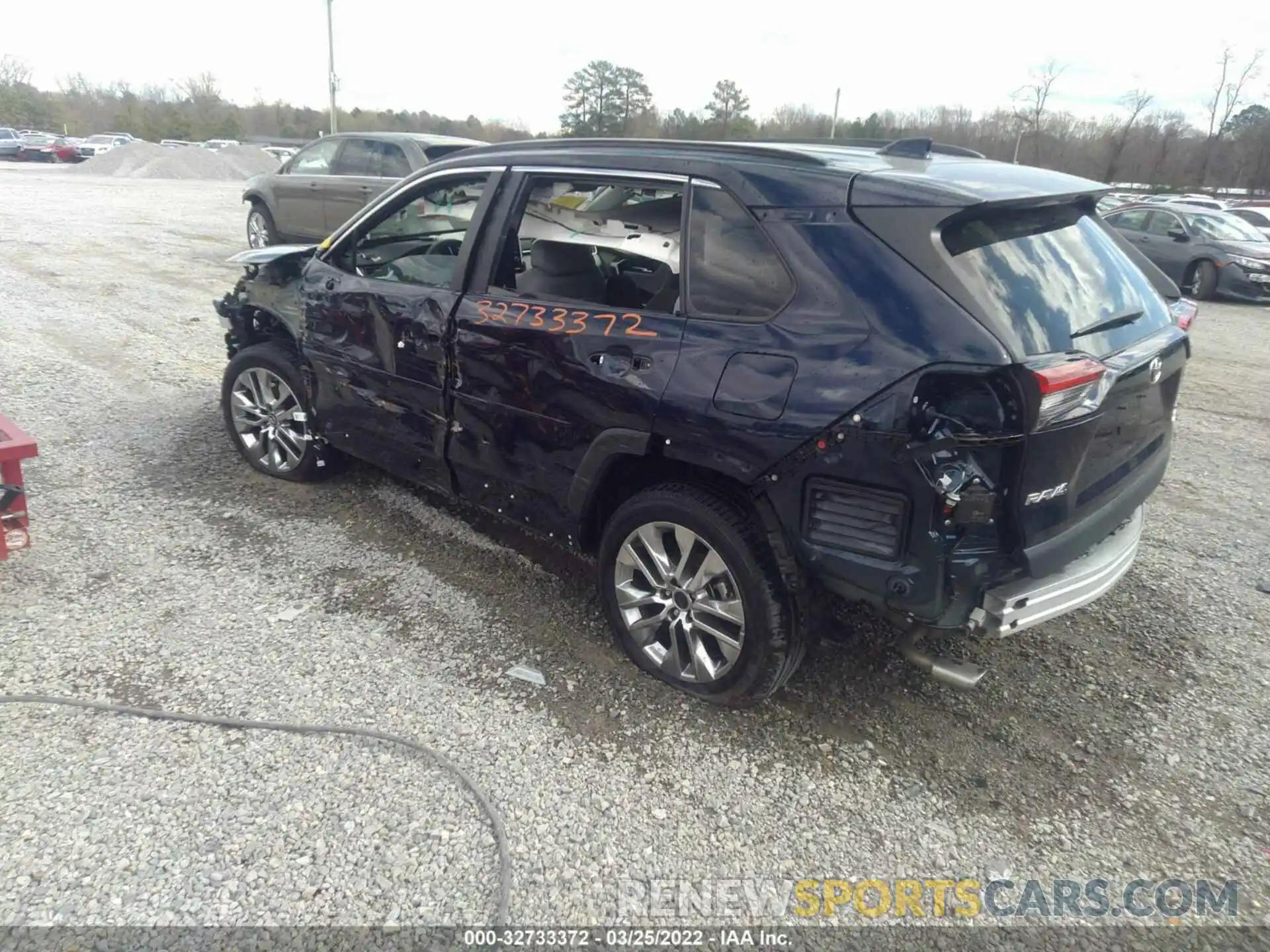 3 Photograph of a damaged car 2T3A1RFV3LW134493 TOYOTA RAV4 2020