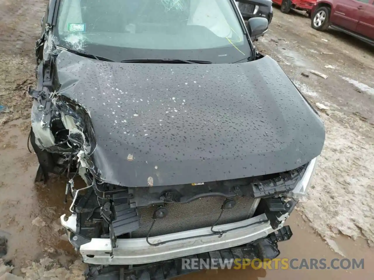 7 Photograph of a damaged car 2T3A1RFV3LW138611 TOYOTA RAV4 2020