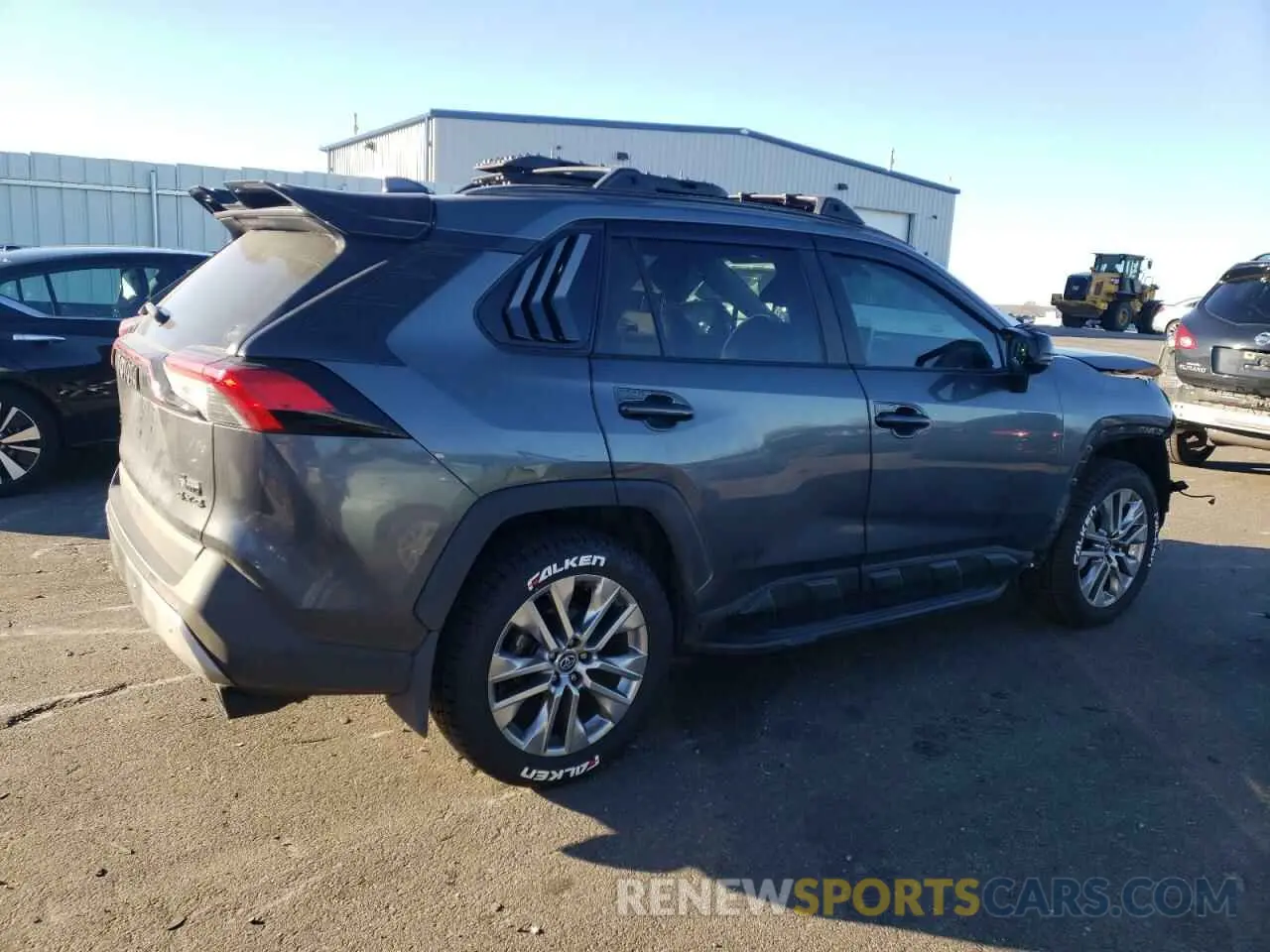 3 Photograph of a damaged car 2T3A1RFV4LC124671 TOYOTA RAV4 2020
