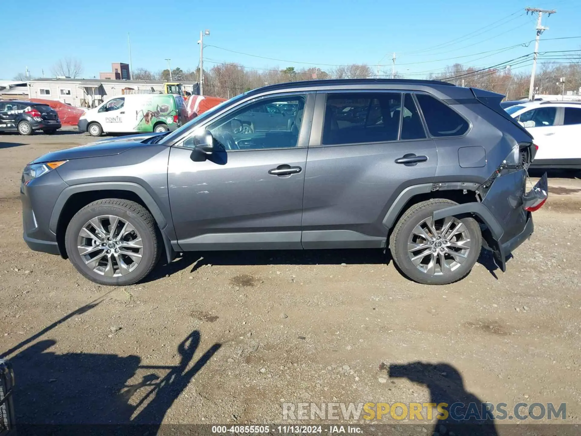 14 Photograph of a damaged car 2T3A1RFV4LW111384 TOYOTA RAV4 2020