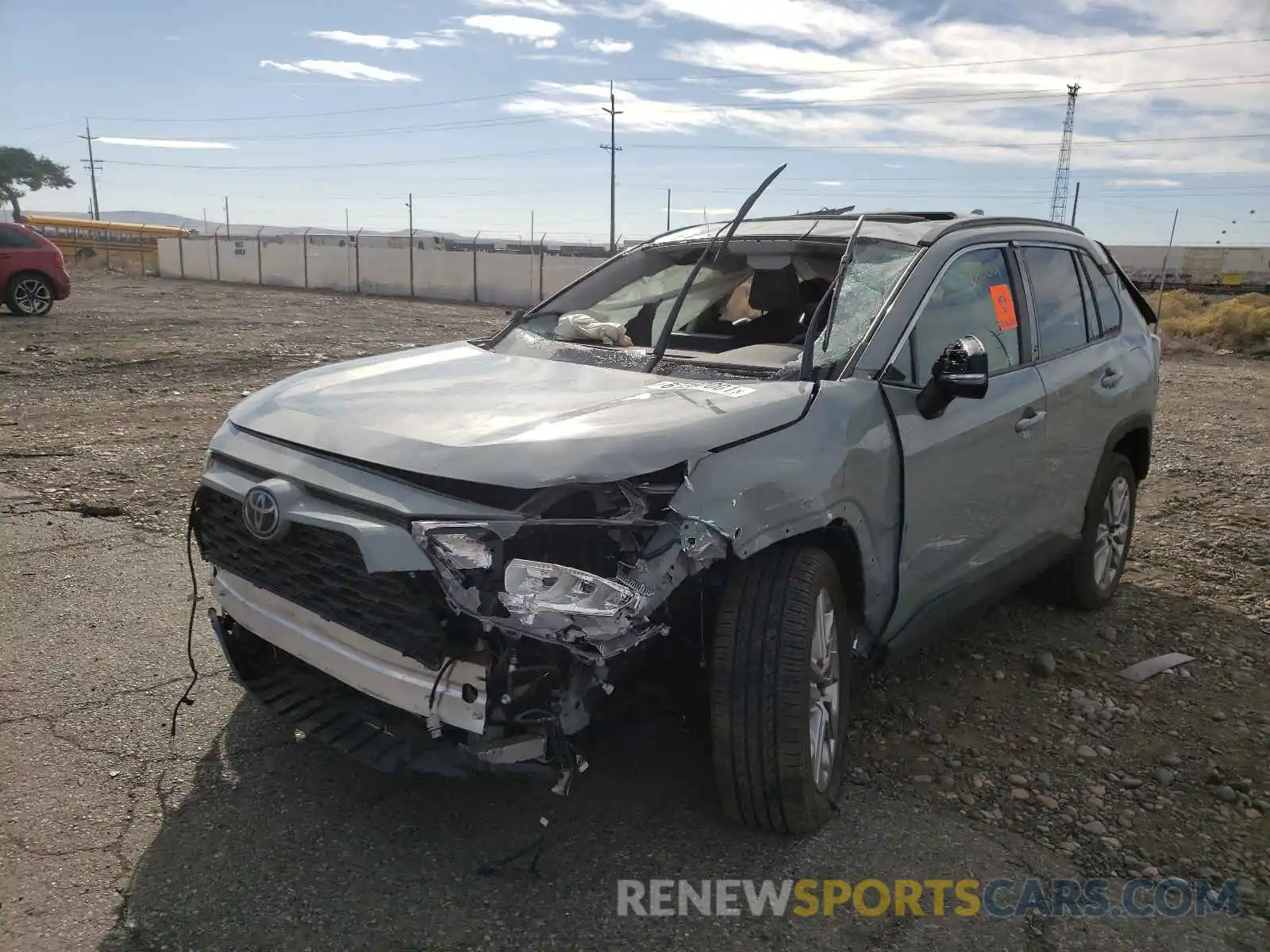 2 Photograph of a damaged car 2T3A1RFV5LC134304 TOYOTA RAV4 2020