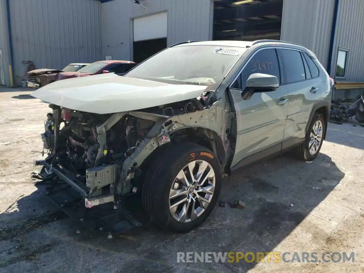 2 Photograph of a damaged car 2T3A1RFV5LW124144 TOYOTA RAV4 2020