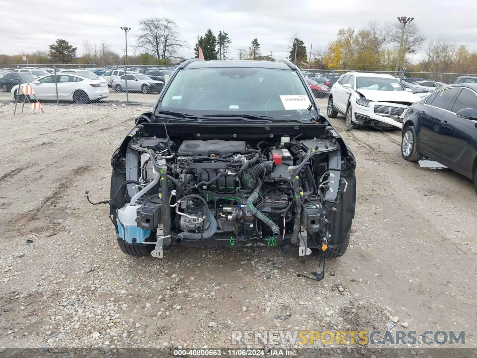 12 Photograph of a damaged car 2T3A1RFV5LW136441 TOYOTA RAV4 2020