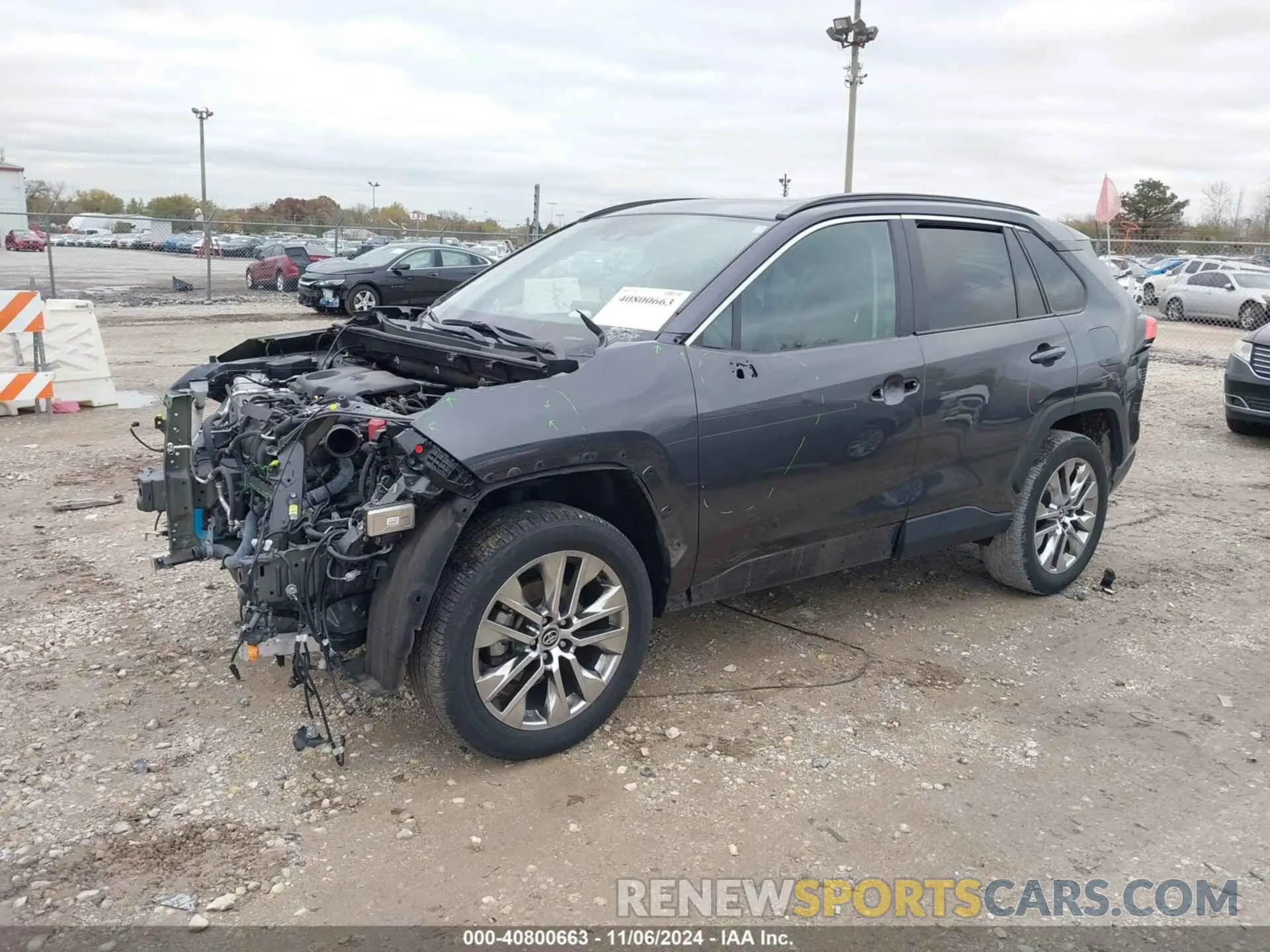 2 Photograph of a damaged car 2T3A1RFV5LW136441 TOYOTA RAV4 2020
