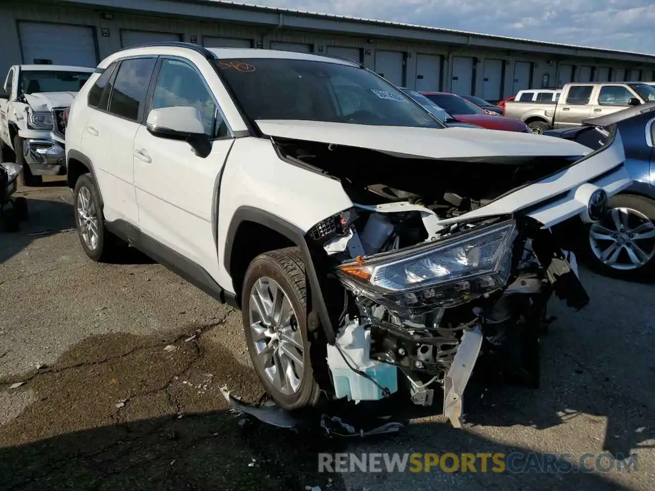 9 Photograph of a damaged car 2T3A1RFV6LC140855 TOYOTA RAV4 2020