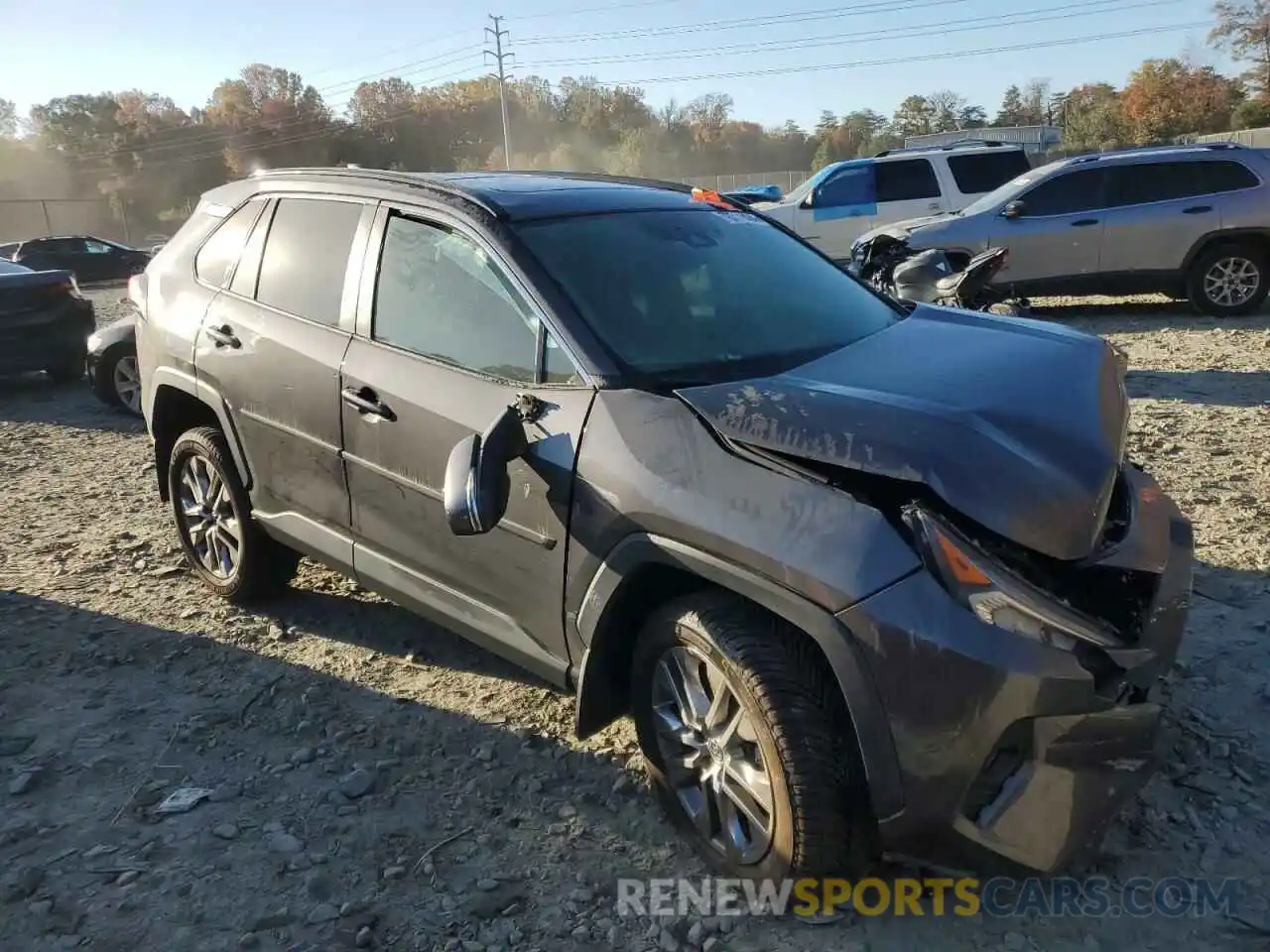 4 Photograph of a damaged car 2T3A1RFV6LW088755 TOYOTA RAV4 2020