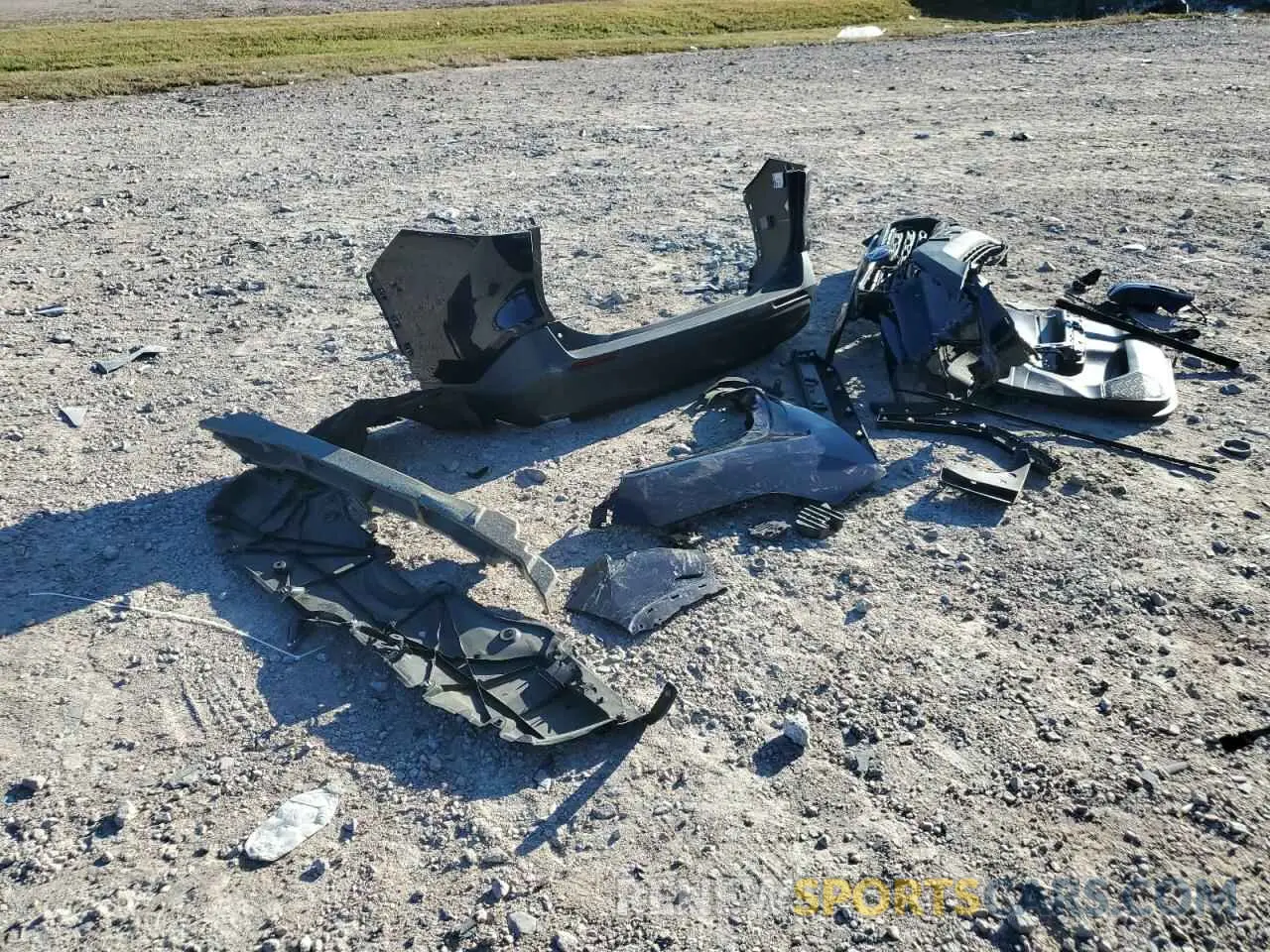 13 Photograph of a damaged car 2T3A1RFV7LC129119 TOYOTA RAV4 2020