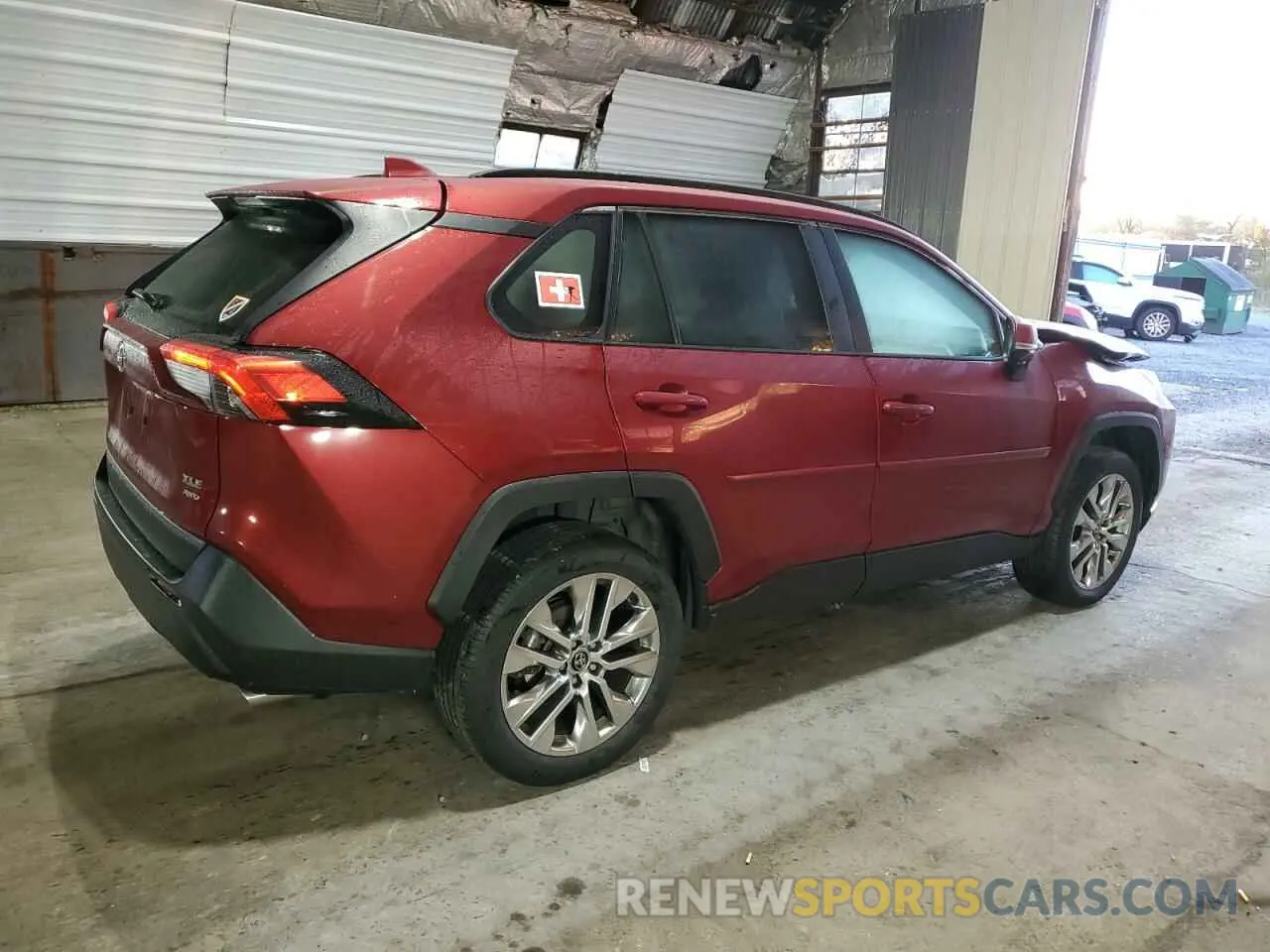 3 Photograph of a damaged car 2T3A1RFV8LC109204 TOYOTA RAV4 2020