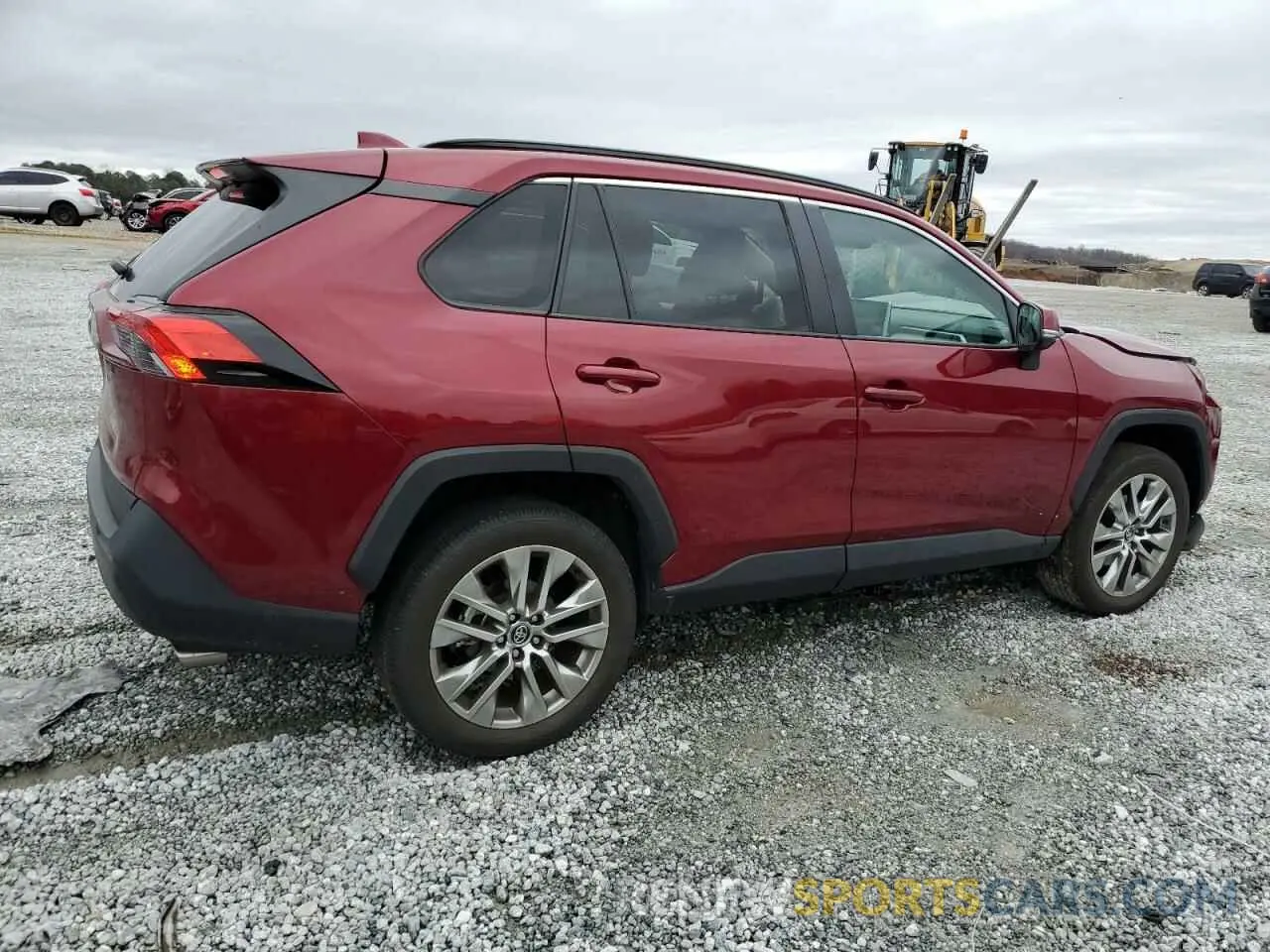 3 Photograph of a damaged car 2T3A1RFV9LC068890 TOYOTA RAV4 2020