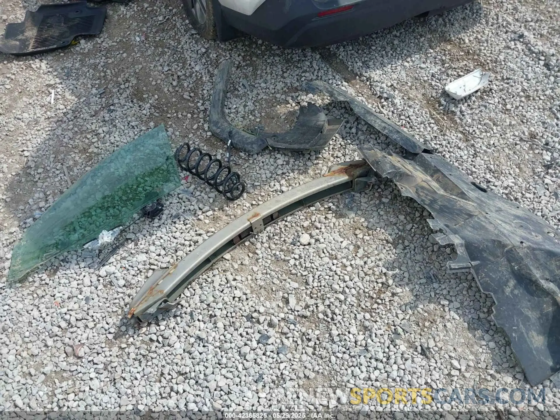 12 Photograph of a damaged car 2T3A1RFV9LC069487 TOYOTA RAV4 2020