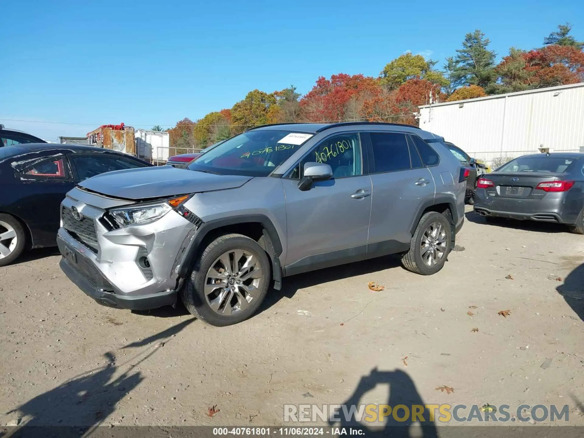 2 Photograph of a damaged car 2T3A1RFV9LC130305 TOYOTA RAV4 2020