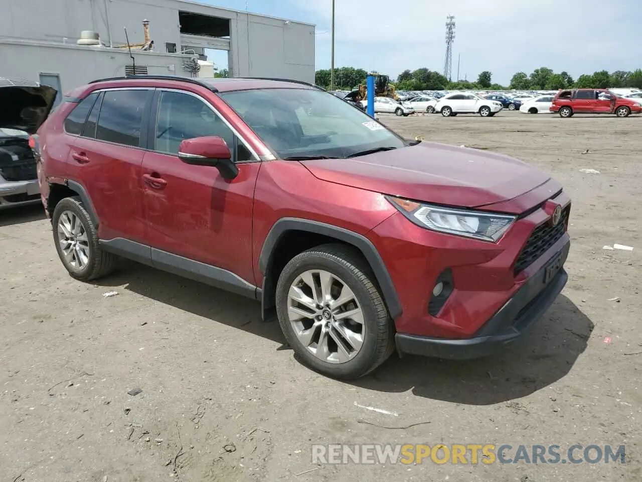 4 Photograph of a damaged car 2T3A1RFV9LW116144 TOYOTA RAV4 2020