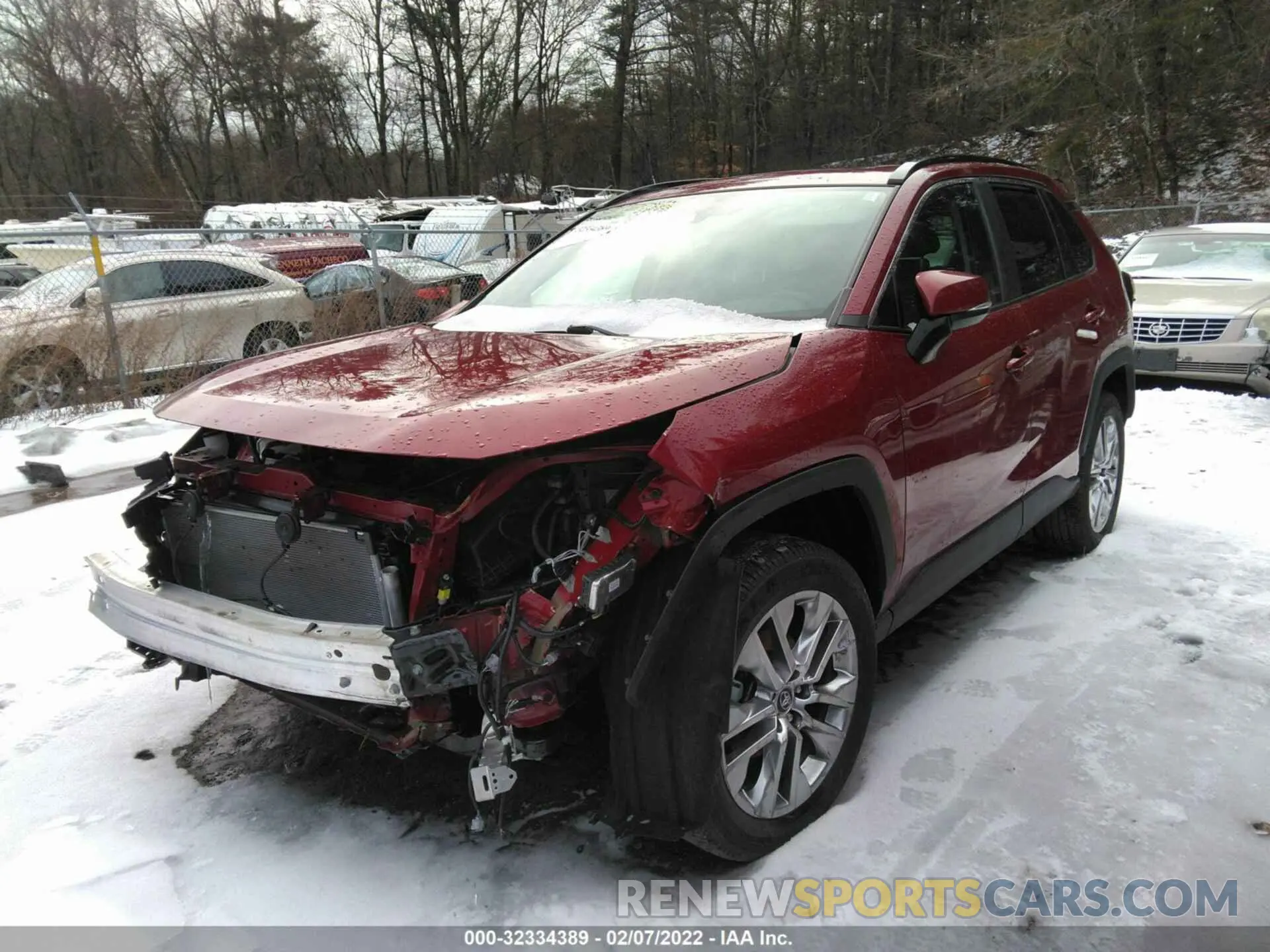 2 Photograph of a damaged car 2T3A1RFVXLC129907 TOYOTA RAV4 2020
