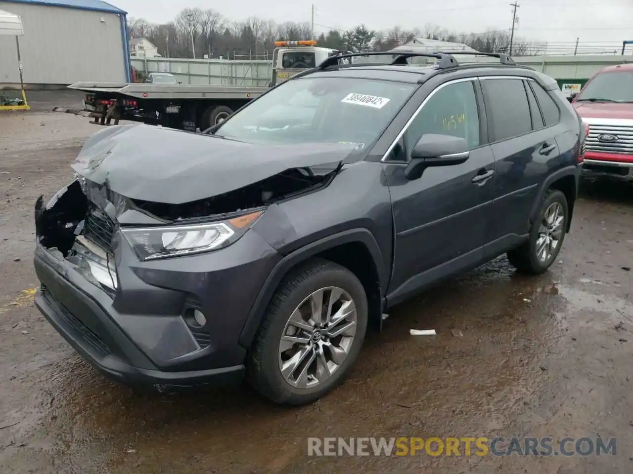 2 Photograph of a damaged car 2T3A1RFVXLW092646 TOYOTA RAV4 2020