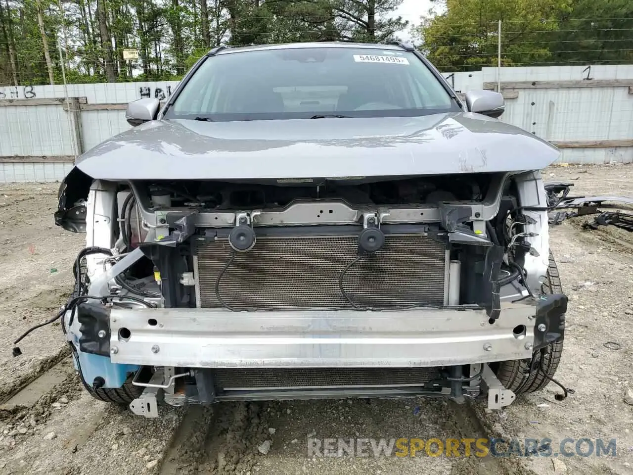 5 Photograph of a damaged car 2T3A1RFVXLW116864 TOYOTA RAV4 2020