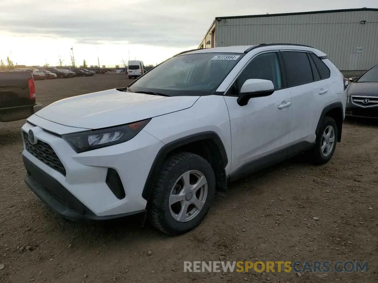 1 Photograph of a damaged car 2T3B1RFV4LC110869 TOYOTA RAV4 2020