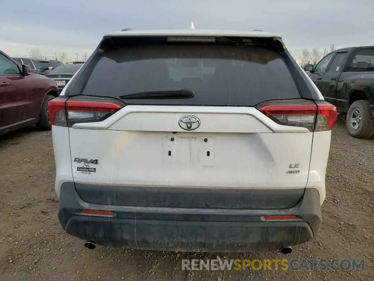 6 Photograph of a damaged car 2T3B1RFV4LC110869 TOYOTA RAV4 2020