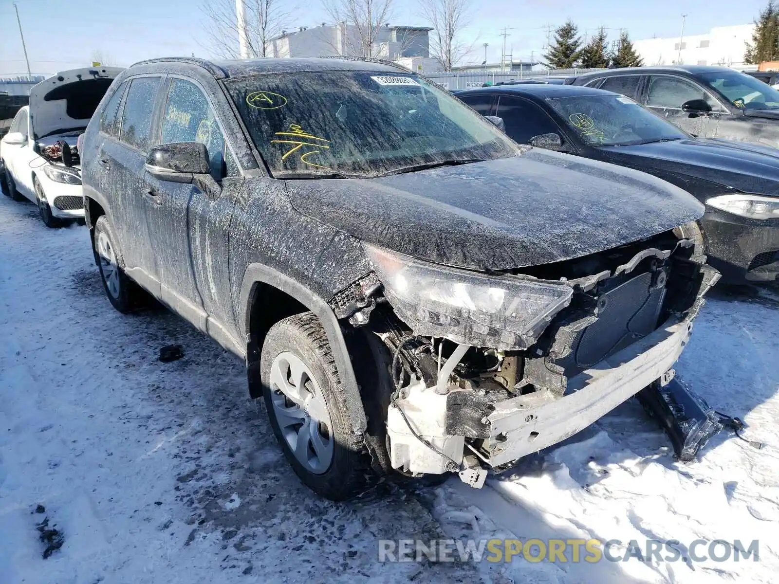 1 Photograph of a damaged car 2T3B1RFV4LW118131 TOYOTA RAV4 2020