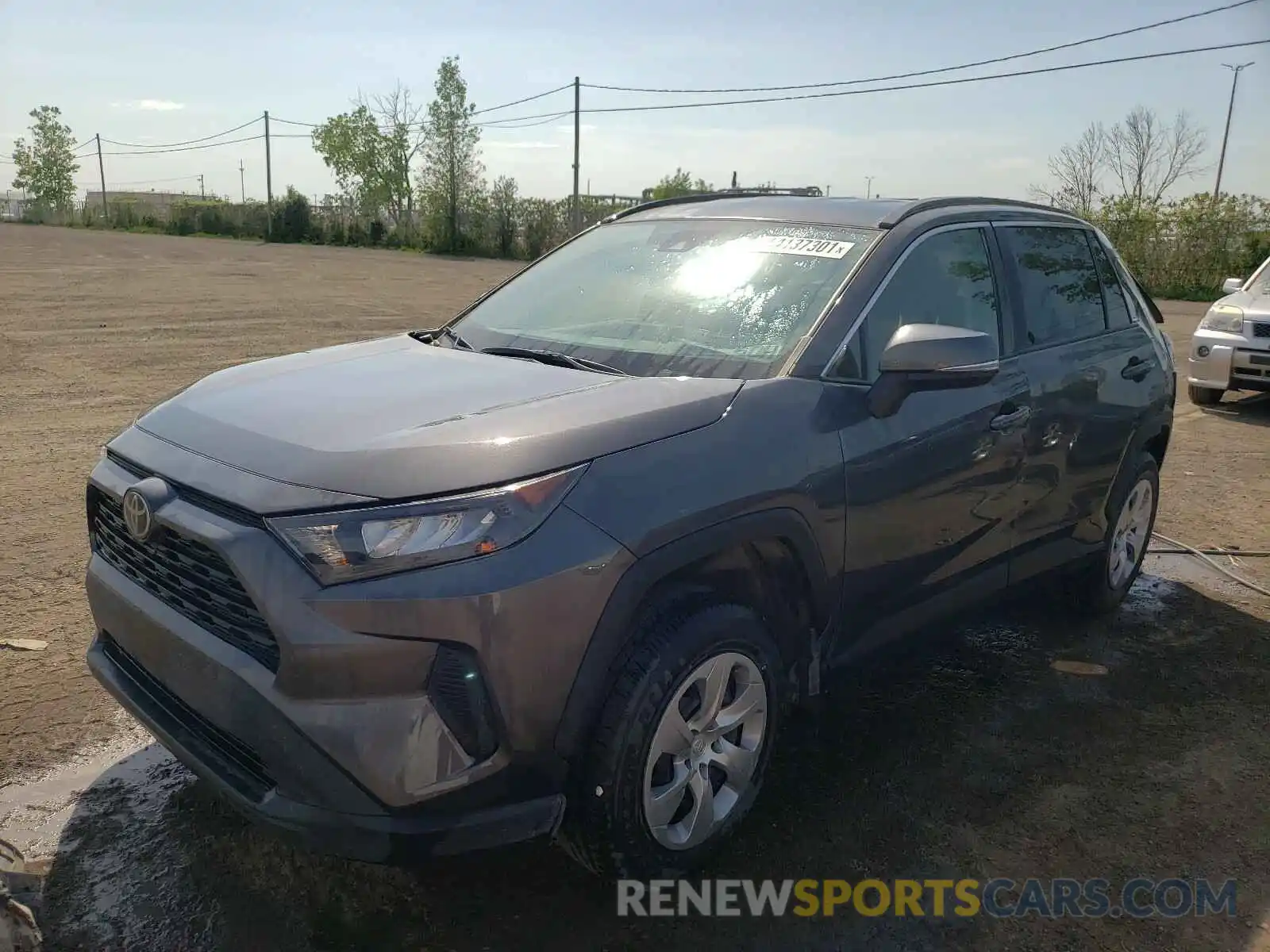 2 Photograph of a damaged car 2T3B1RFV8LW090317 TOYOTA RAV4 2020