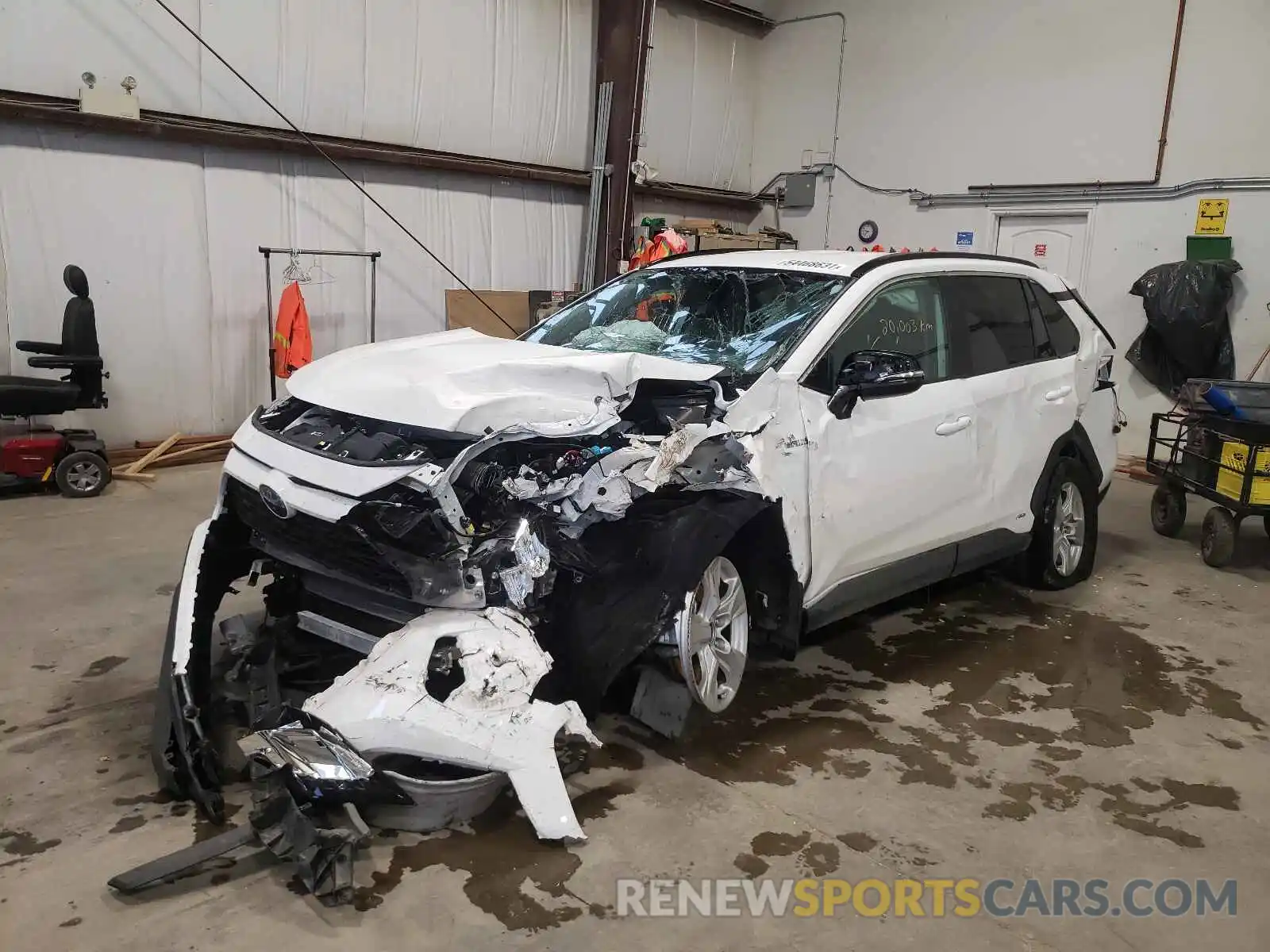 2 Photograph of a damaged car 2T3BWRFV0LW095254 TOYOTA RAV4 2020