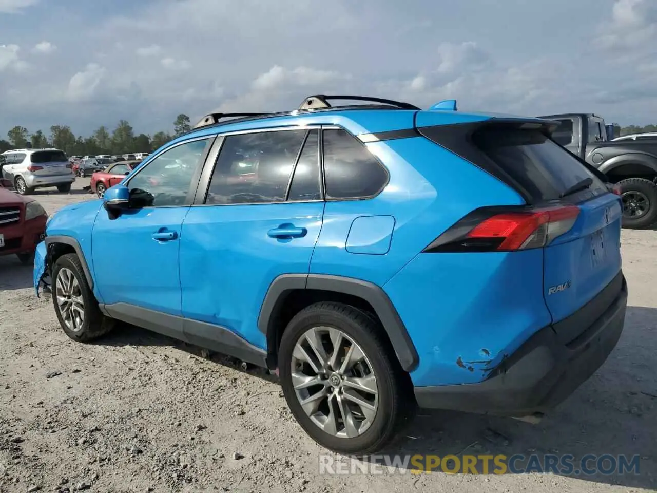 2 Photograph of a damaged car 2T3C1RFV0LC043157 TOYOTA RAV4 2020