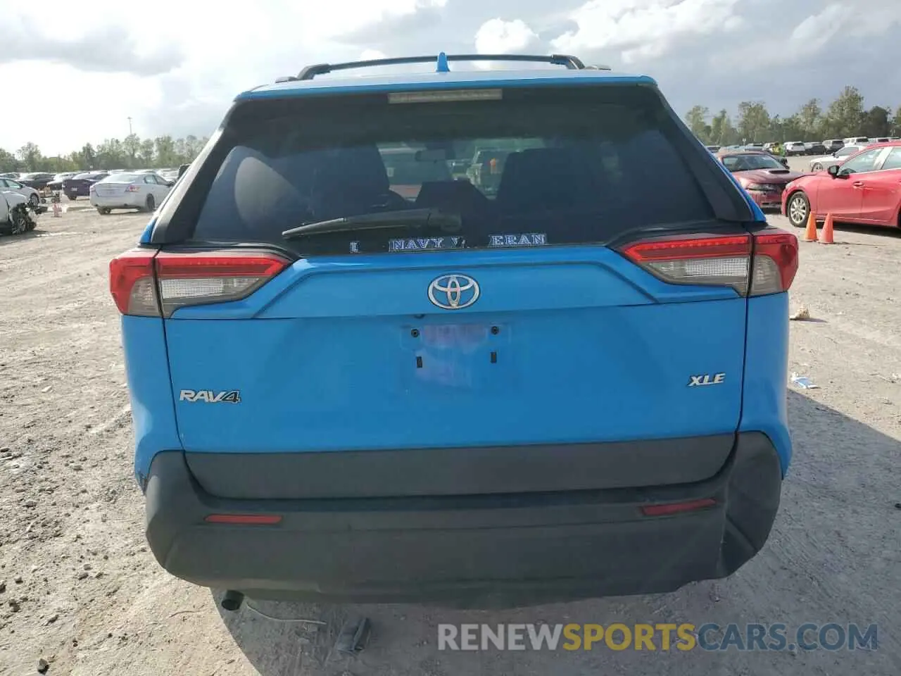 6 Photograph of a damaged car 2T3C1RFV0LC043157 TOYOTA RAV4 2020