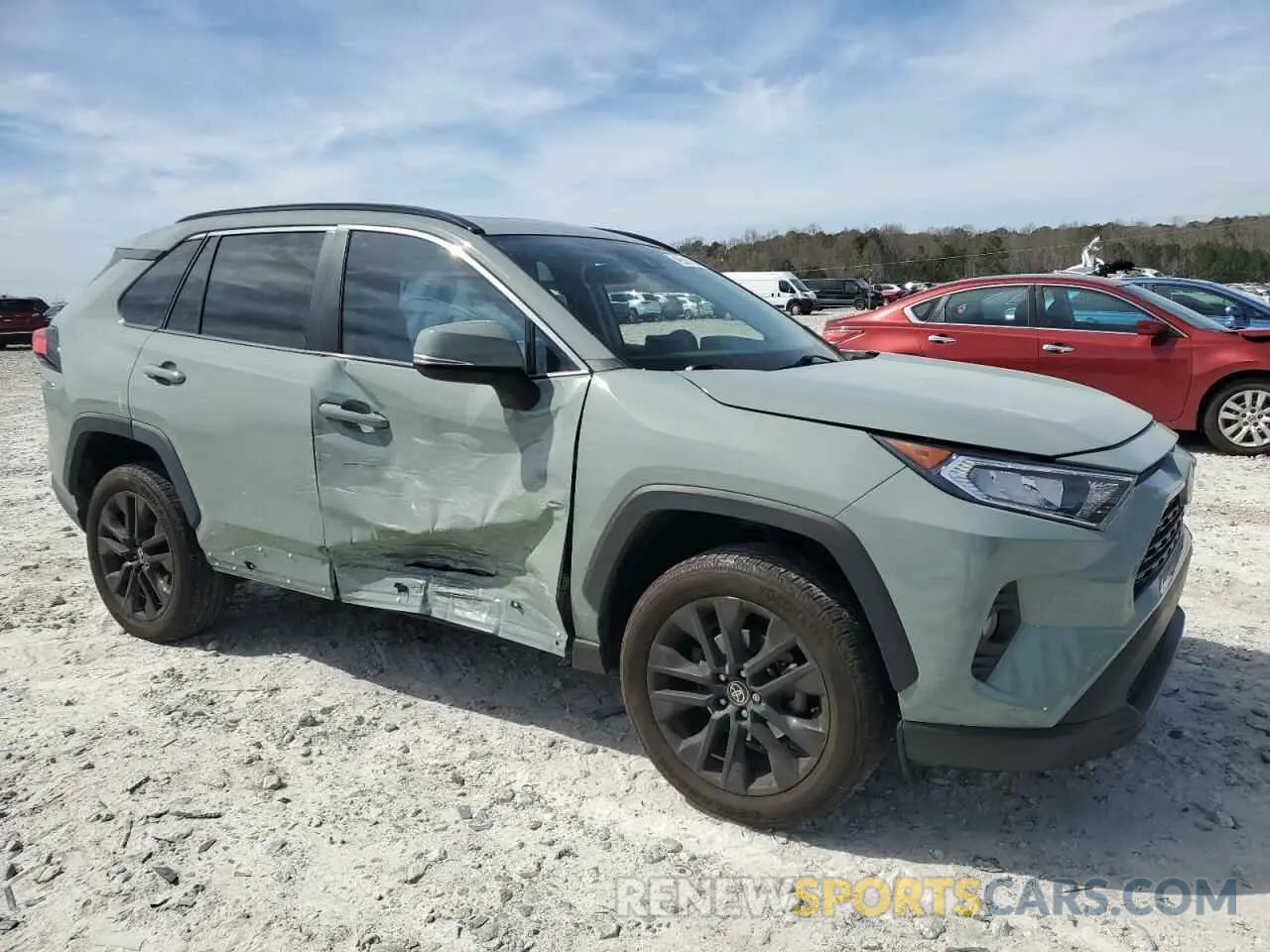 4 Photograph of a damaged car 2T3C1RFV0LW058580 TOYOTA RAV4 2020