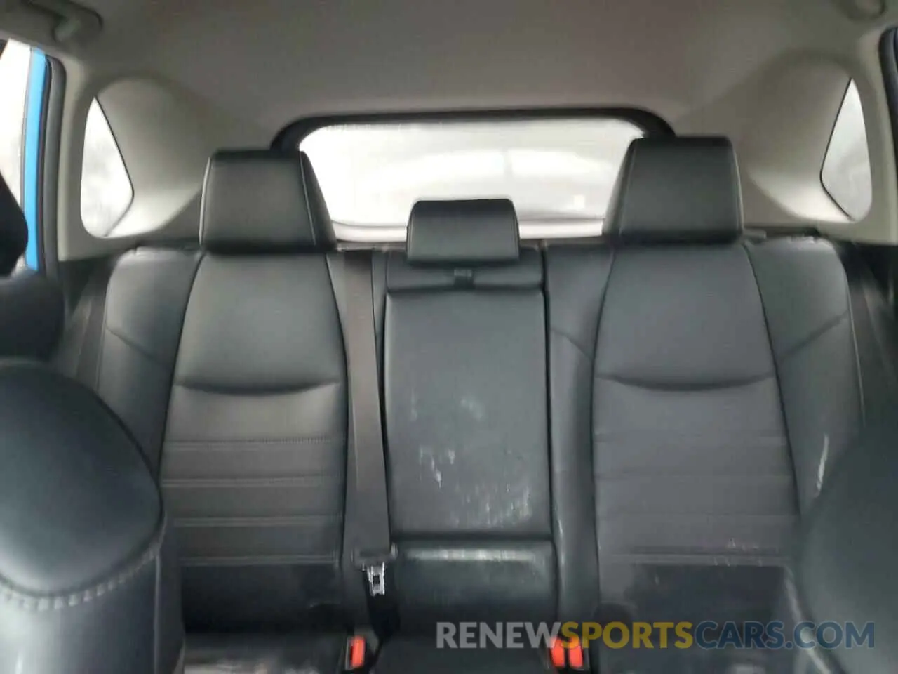 10 Photograph of a damaged car 2T3C1RFV0LW066517 TOYOTA RAV4 2020